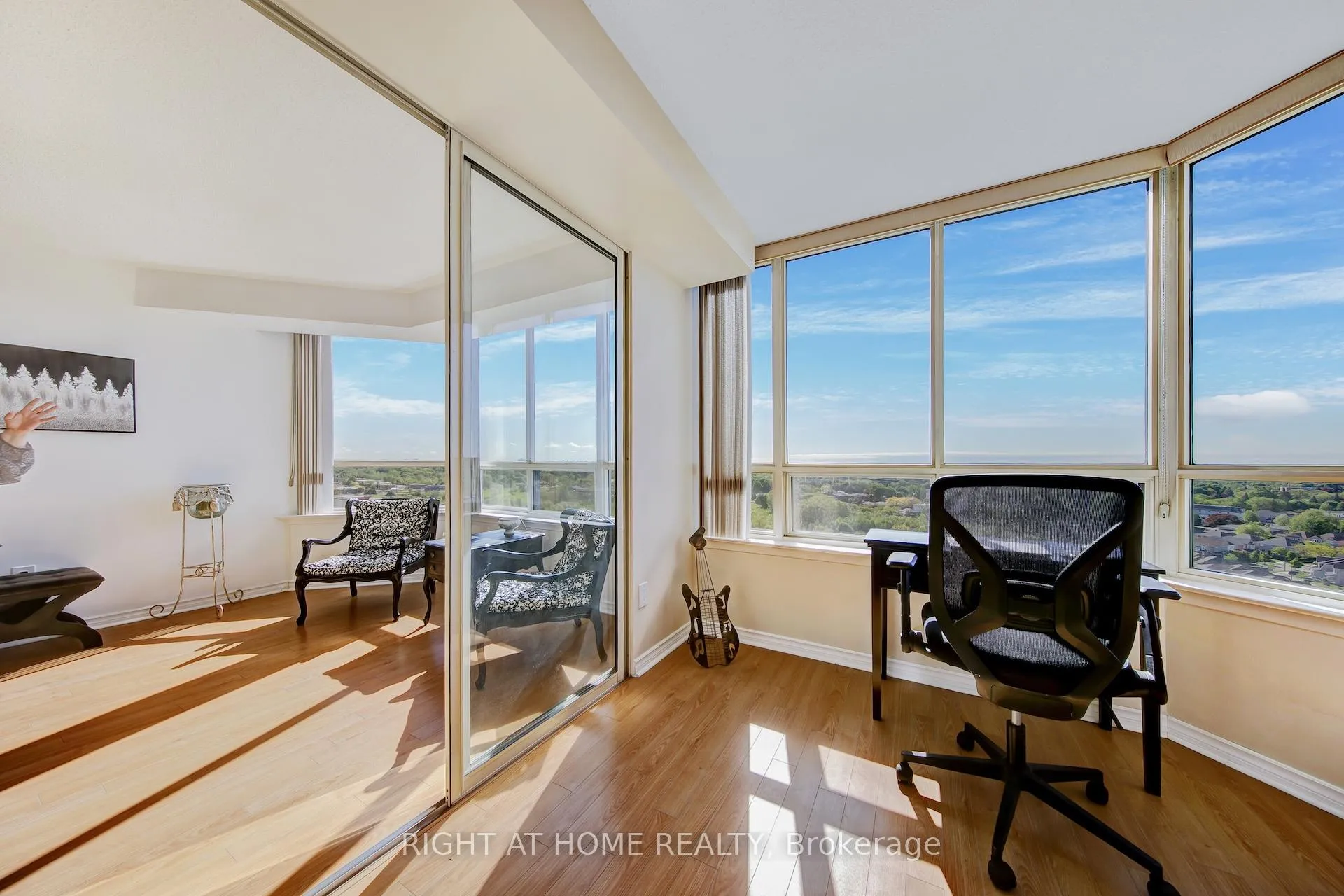 Photo 14 of Unit 2027, 3 Greystone Walk Drive, Scarborough, Kennedy Park — HOMEH