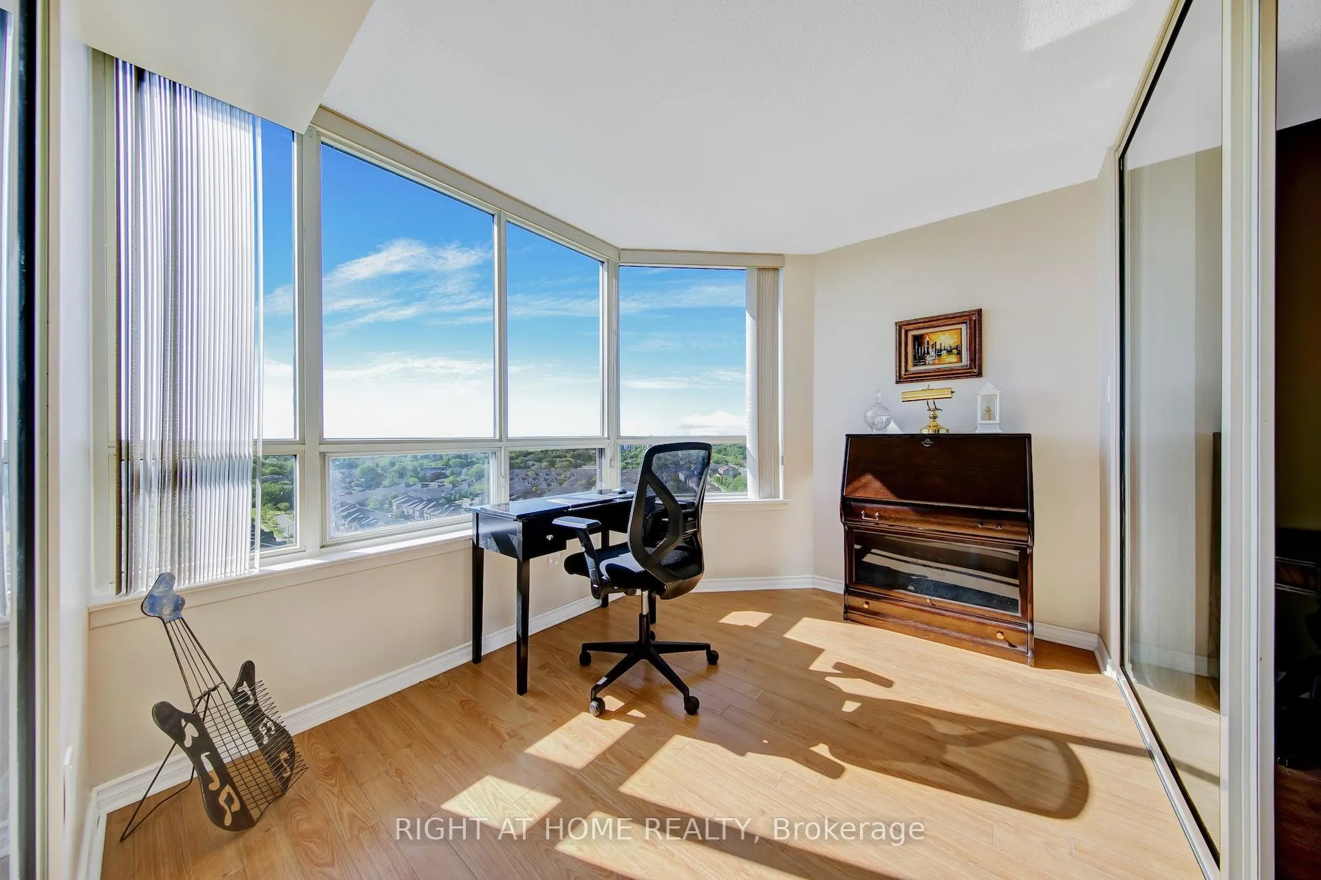 Photo 16 of Unit 2027, 3 Greystone Walk Drive, Scarborough, Kennedy Park — HOMEH