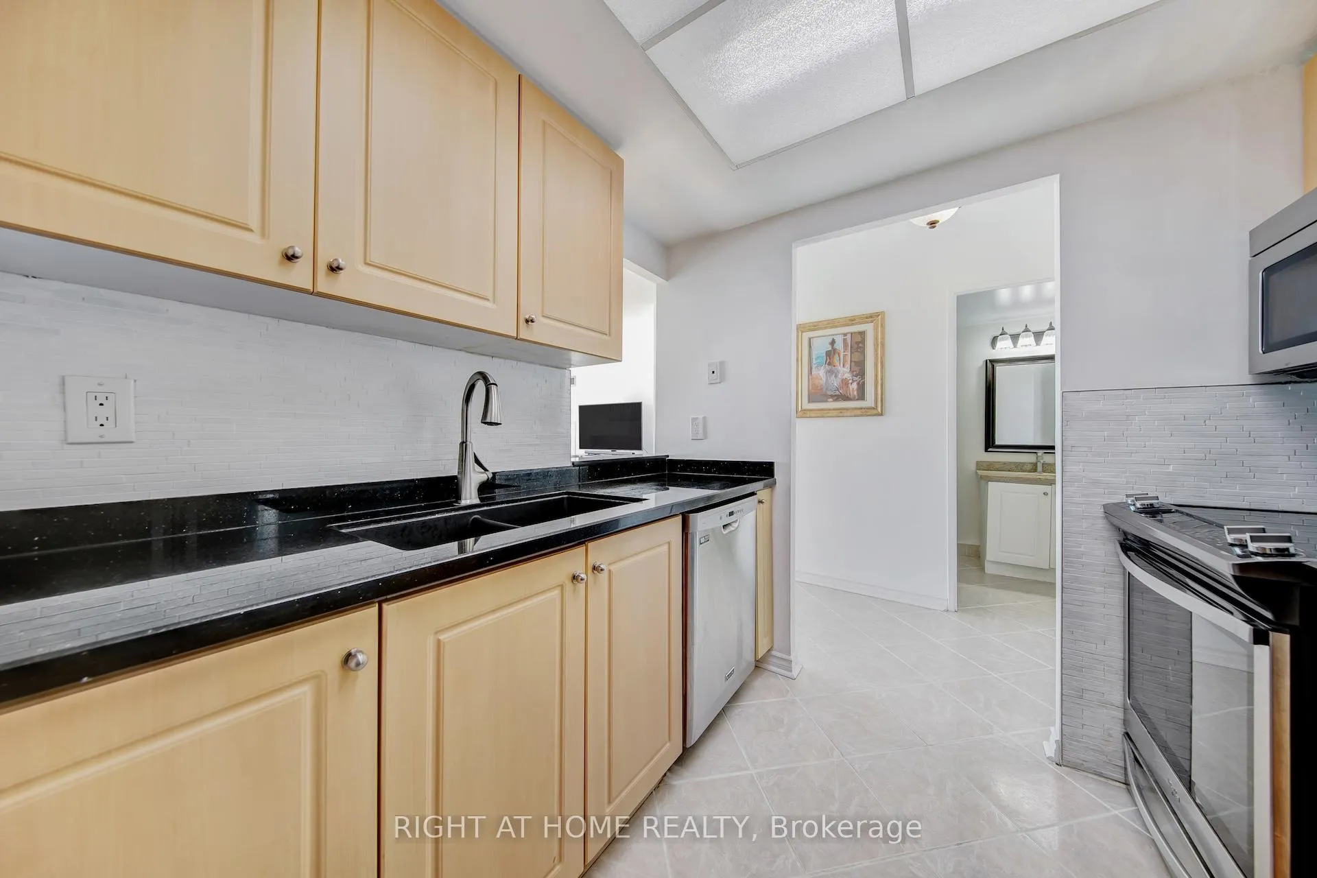 Photo 18 of Unit 2027, 3 Greystone Walk Drive, Scarborough, Kennedy Park — HOMEH