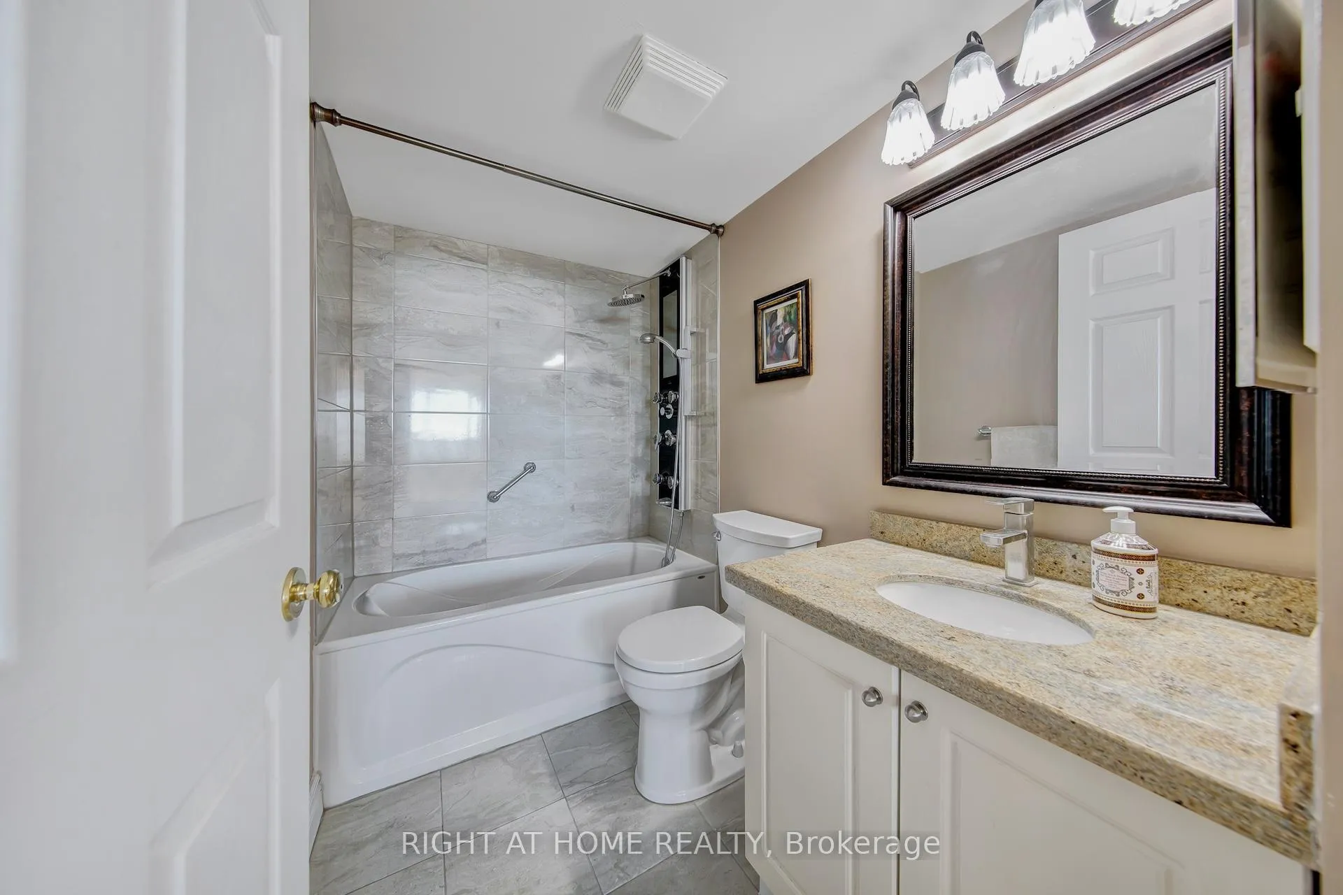 Photo 23 of Unit 2027, 3 Greystone Walk Drive, Scarborough, Kennedy Park — HOMEH