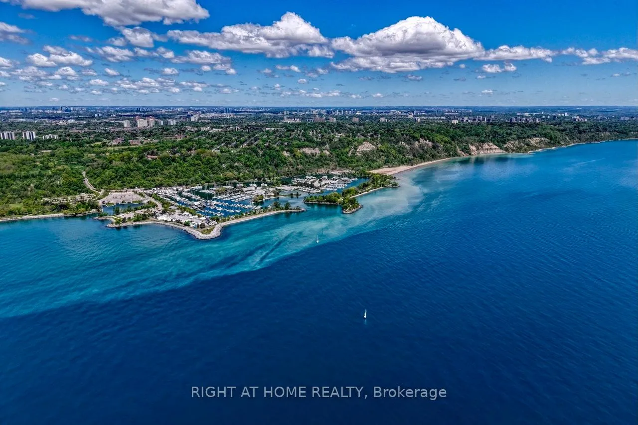 Photo 32 of Unit 2027, 3 Greystone Walk Drive, Scarborough, Kennedy Park — HOMEH
