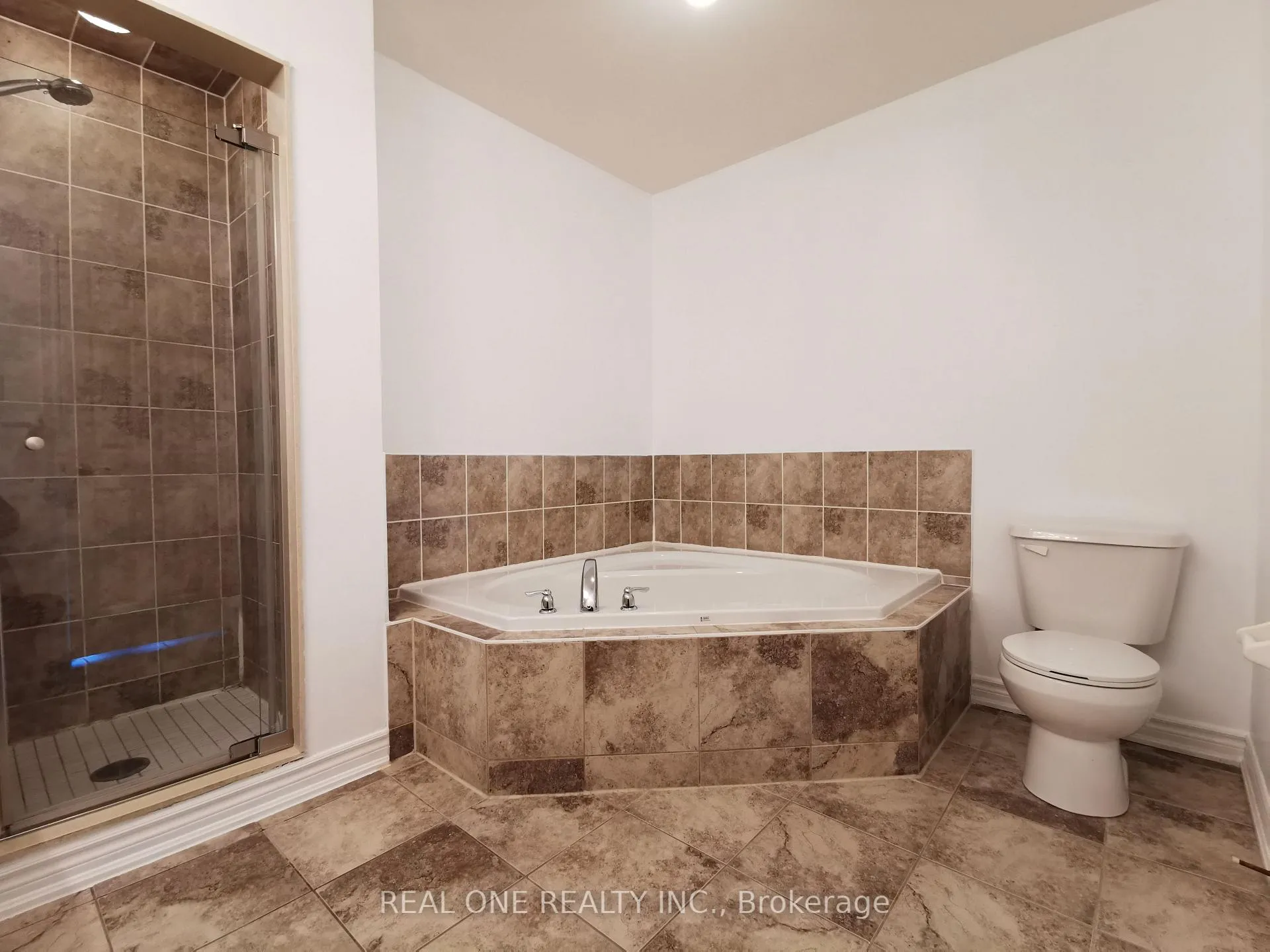 Photo 9 of 53 Hammersly Boulevard, Markham, Wismer — HOMEH