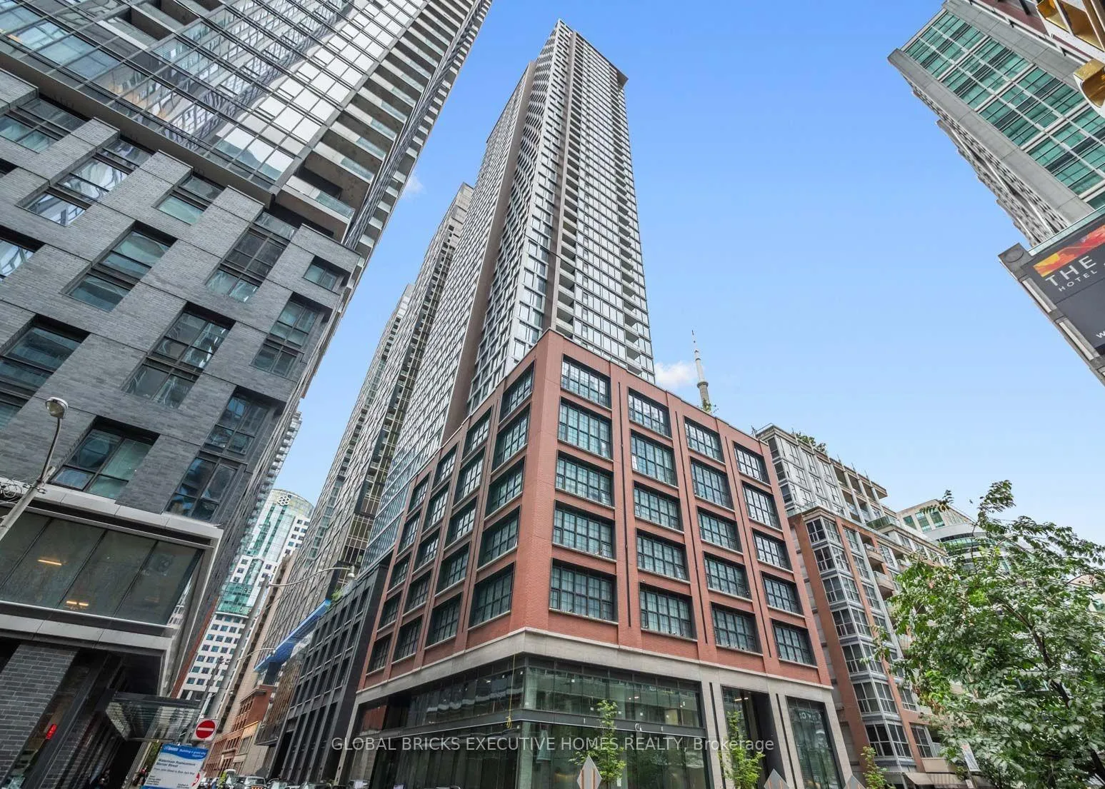 Photo 2 of Unit 1011, 55 Mercer Street, Toronto, Waterfront Communities — HOMEH