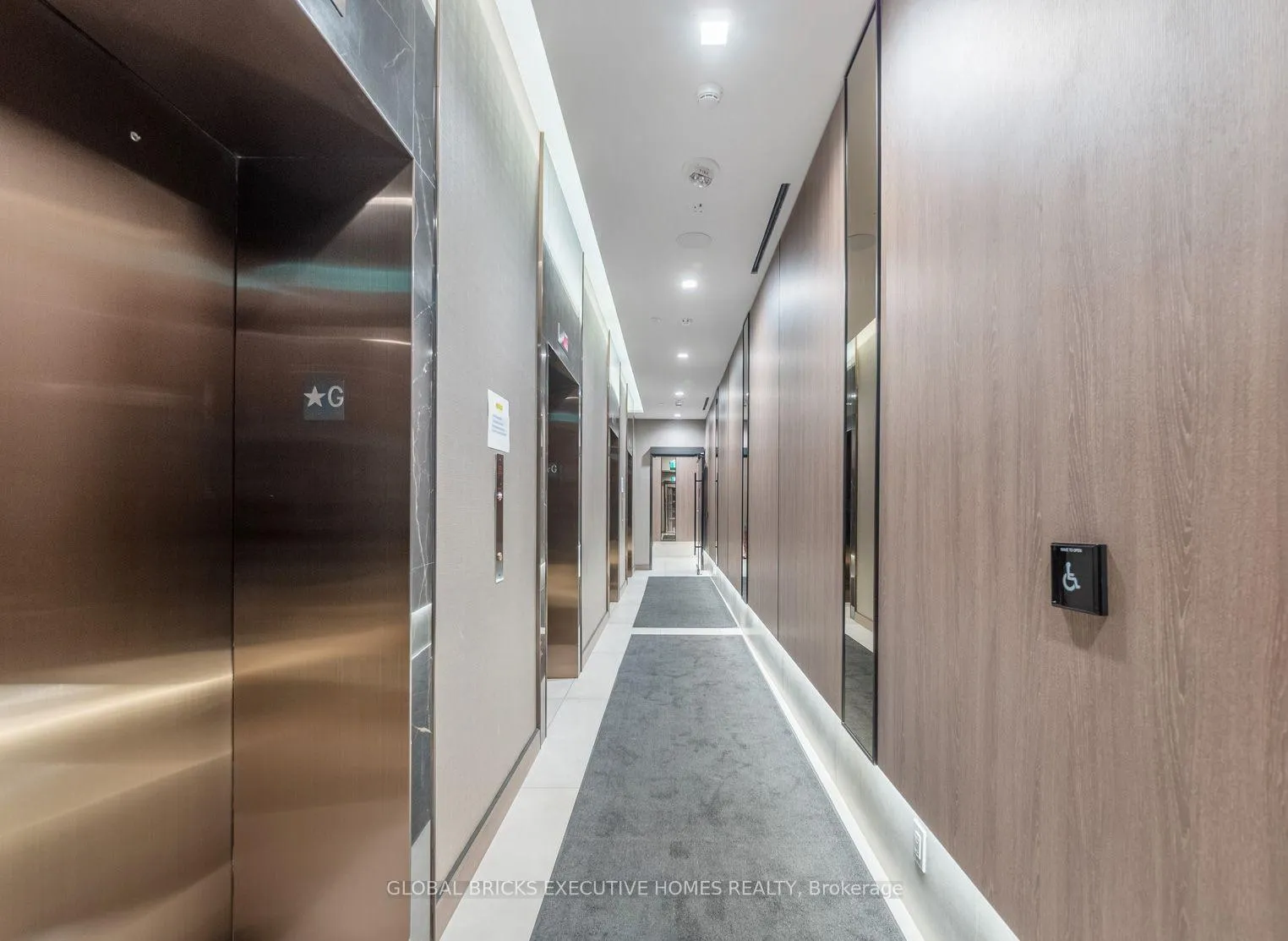 Photo 4 of Unit 1011, 55 Mercer Street, Toronto, Waterfront Communities — HOMEH