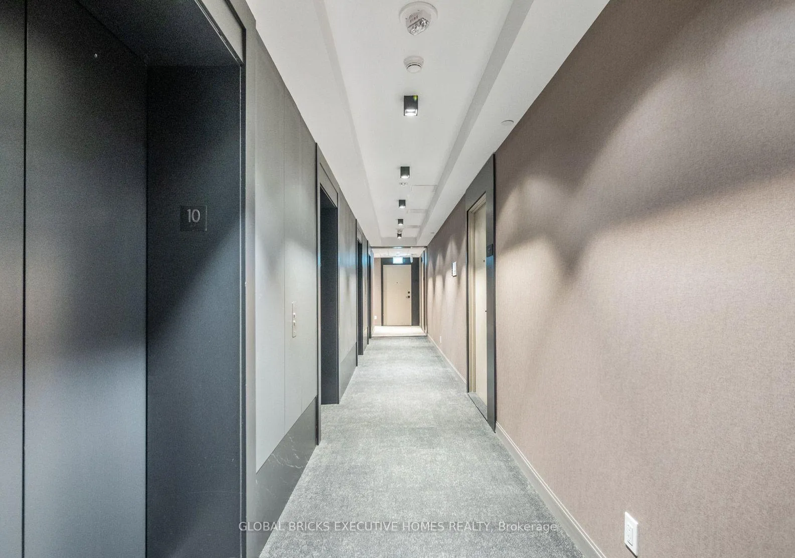 Photo 5 of Unit 1011, 55 Mercer Street, Toronto, Waterfront Communities — HOMEH