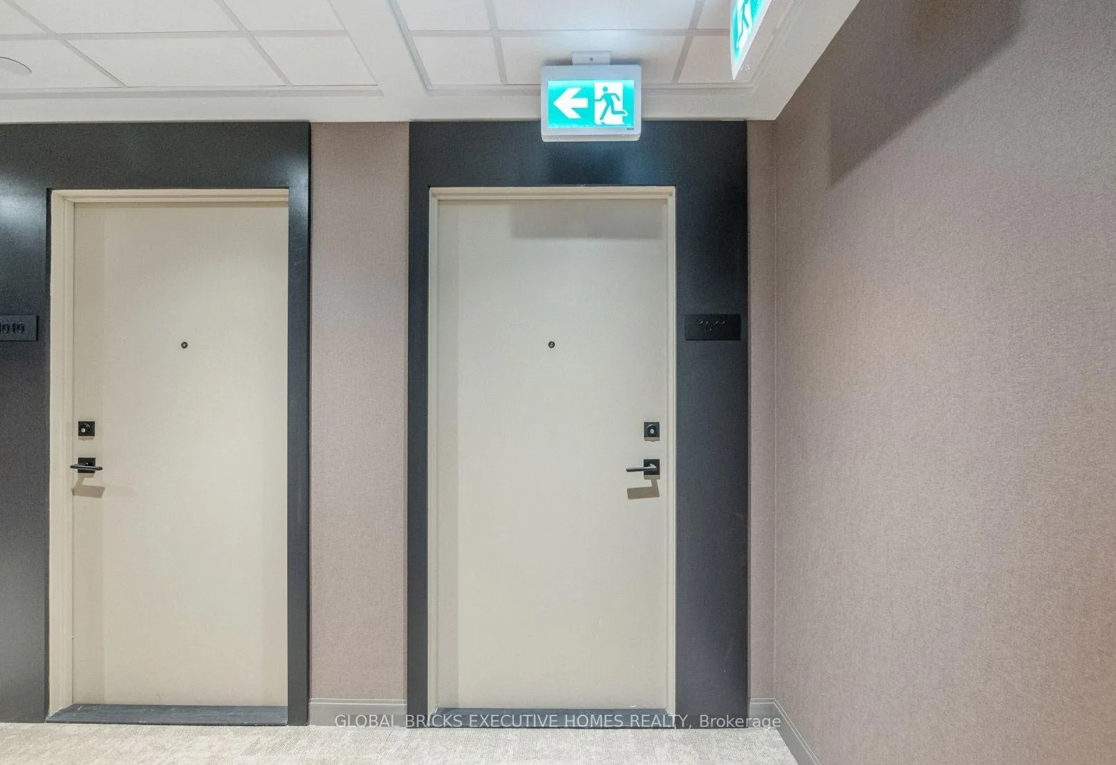 Photo 6 of Unit 1011, 55 Mercer Street, Toronto, Waterfront Communities — HOMEH