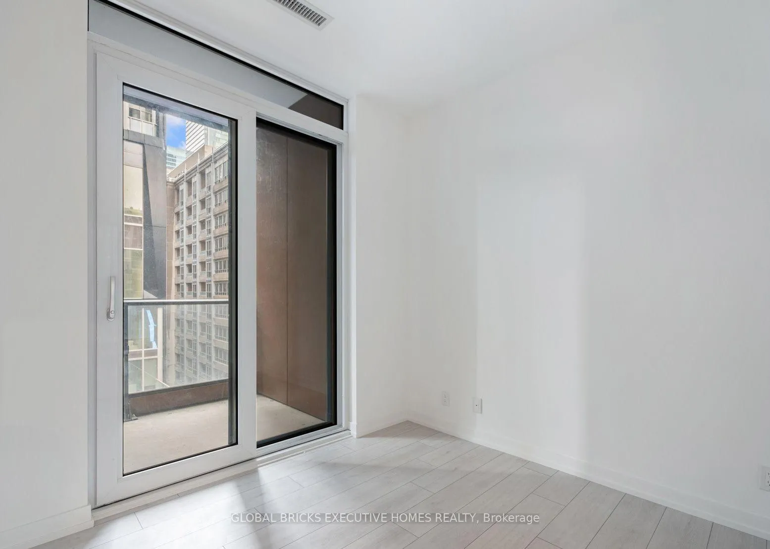 Photo 22 of Unit 1011, 55 Mercer Street, Toronto, Waterfront Communities — HOMEH