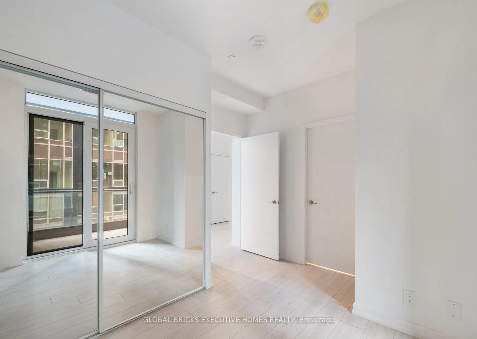 Photo 23 of Unit 1011, 55 Mercer Street, Toronto, Waterfront Communities — HOMEH