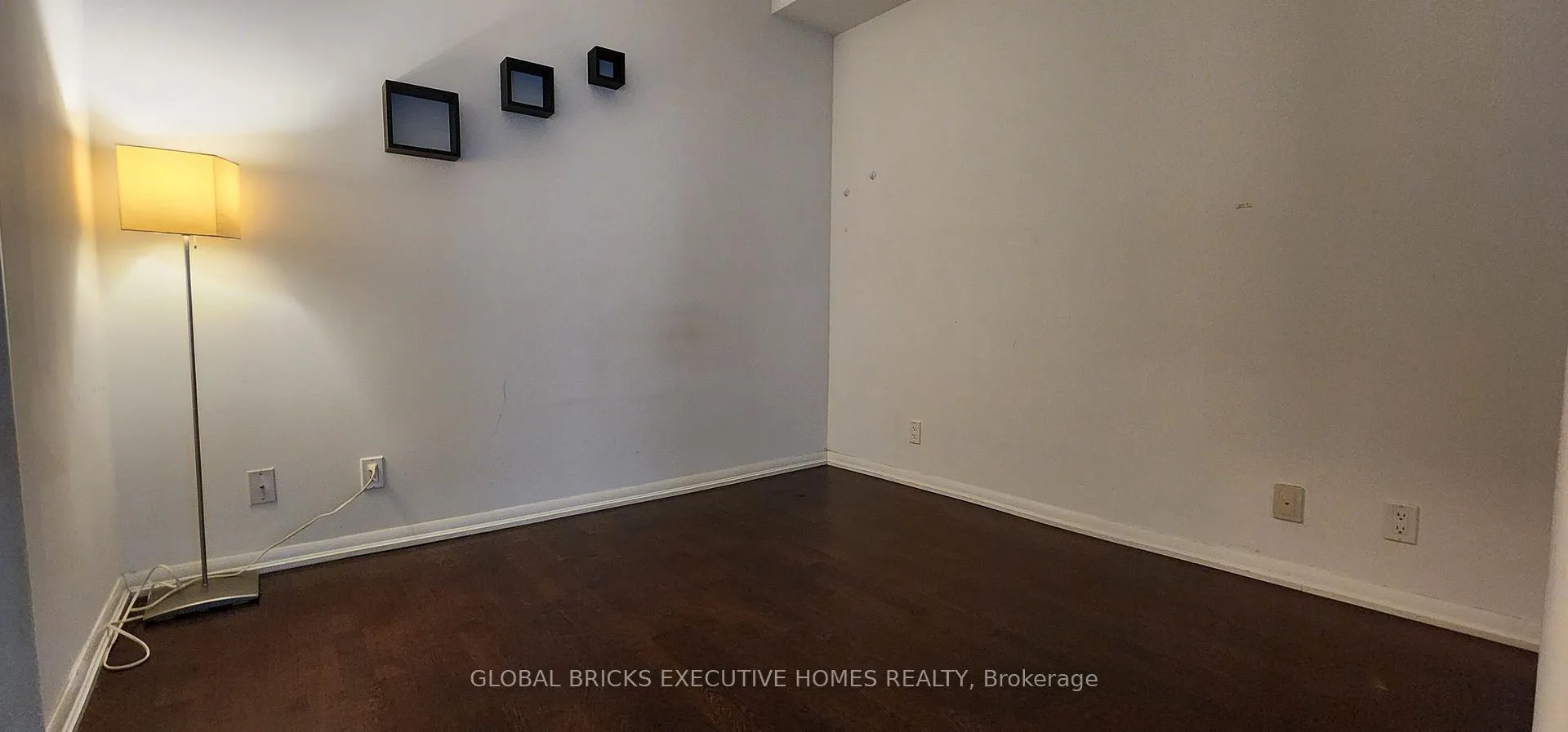 Photo 11 of Unit 501, 832 Bay Street, Toronto, Bay Street Corridor — HOMEH