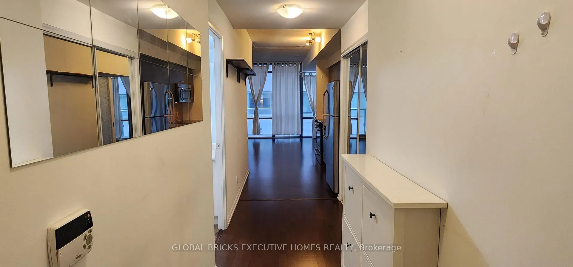 Photo 21 of Unit 501, 832 Bay Street, Toronto, Bay Street Corridor — HOMEH