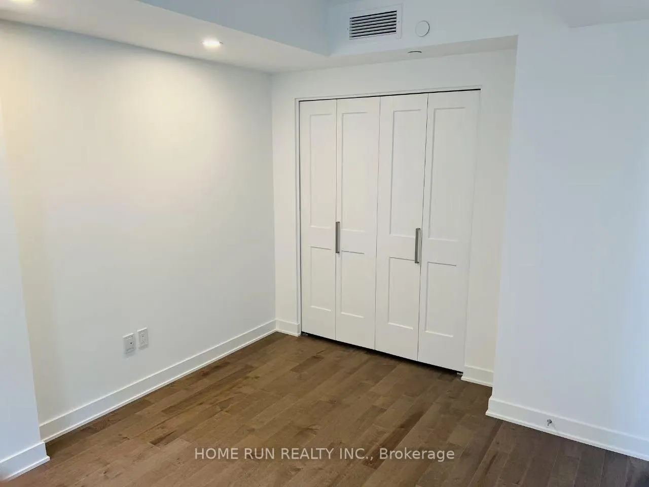 Photo 8 of Unit 804, 340 Queen Street, Ottawa, Ottawa Centre — HOMEH