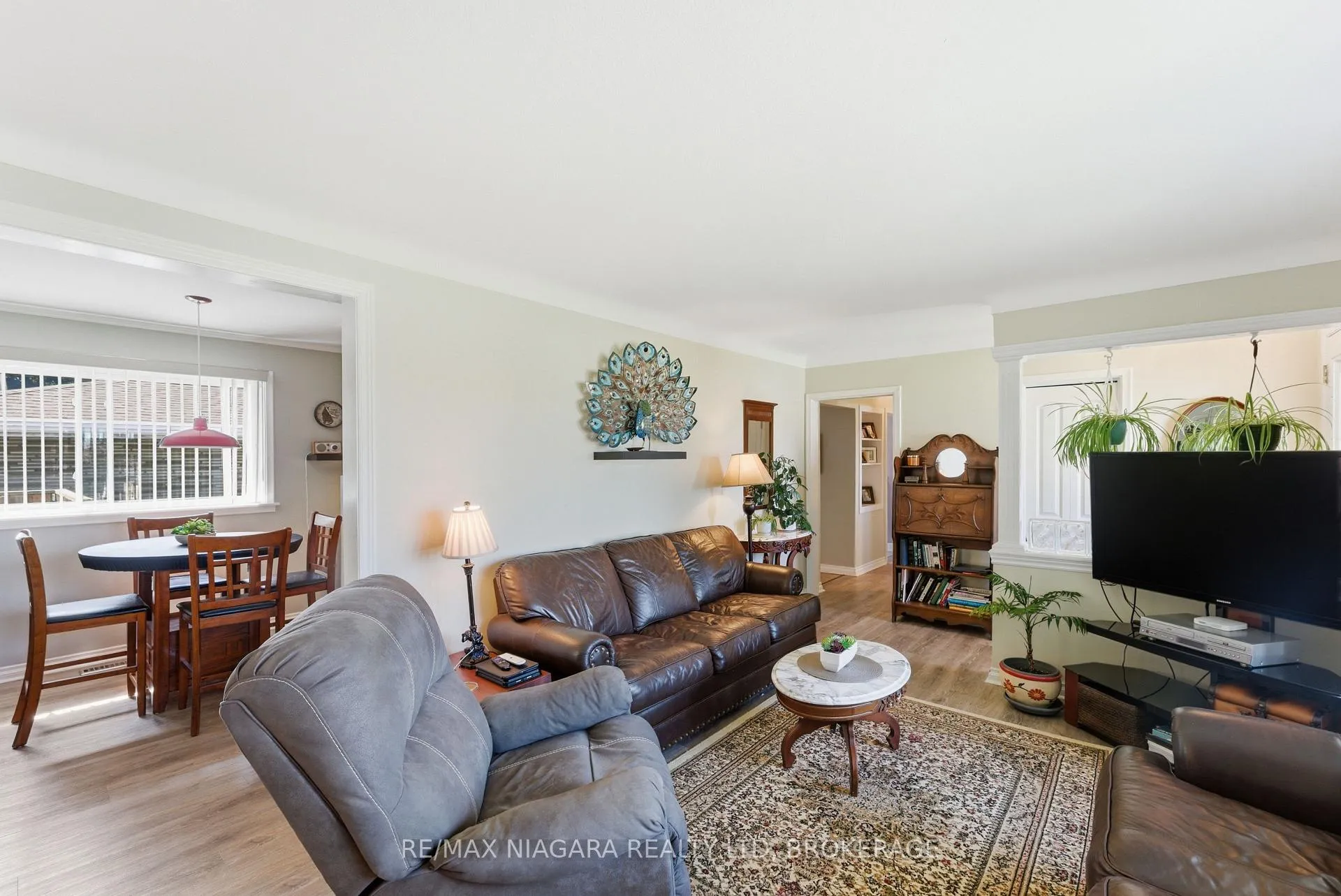 Photo 15 of 3169 Frances Avenue, Niagara Falls, Church's Lane — HOMEH