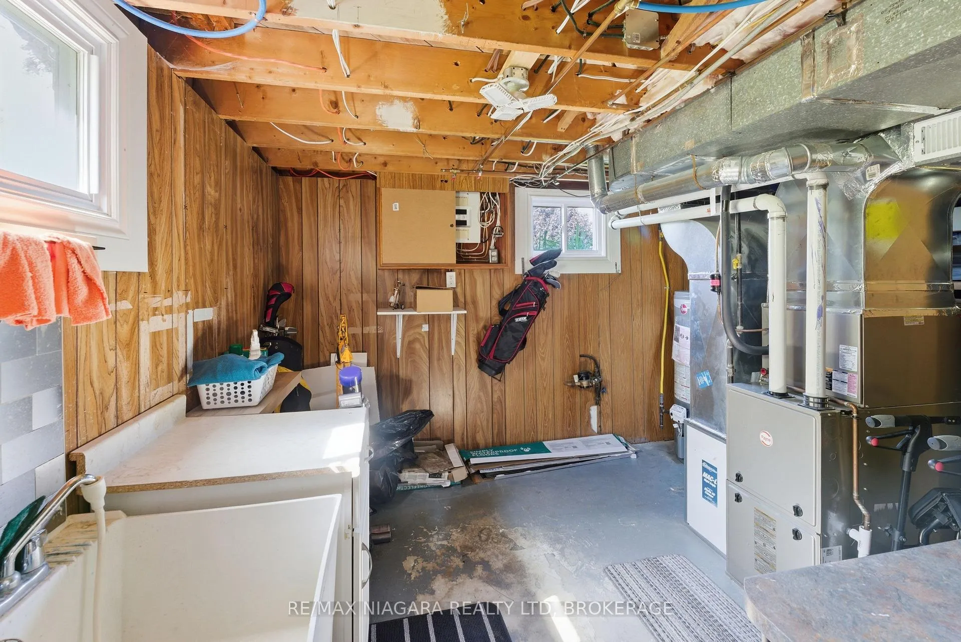 Photo 33 of 3169 Frances Avenue, Niagara Falls, Church's Lane — HOMEH
