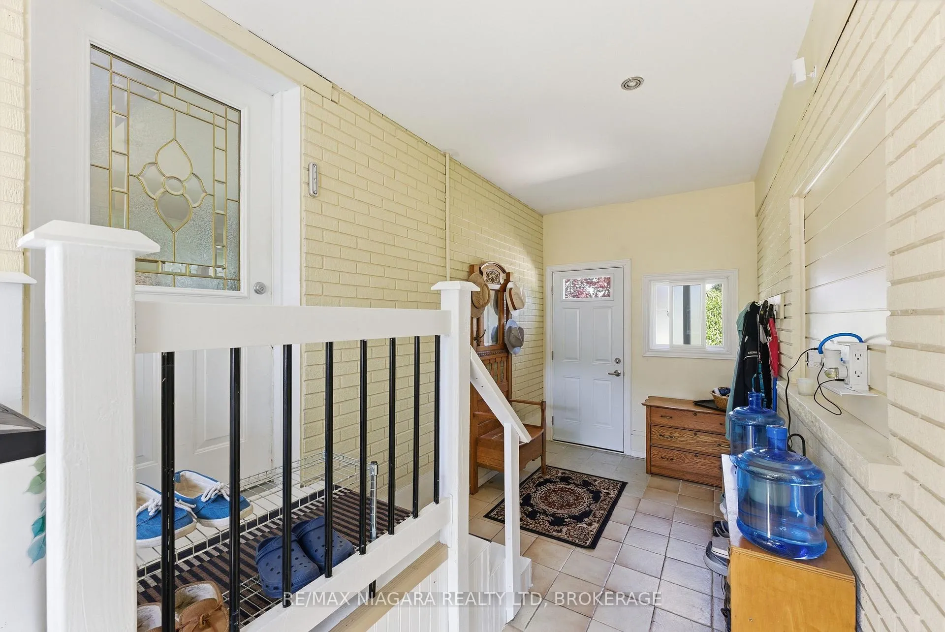 Photo 34 of 3169 Frances Avenue, Niagara Falls, Church's Lane — HOMEH