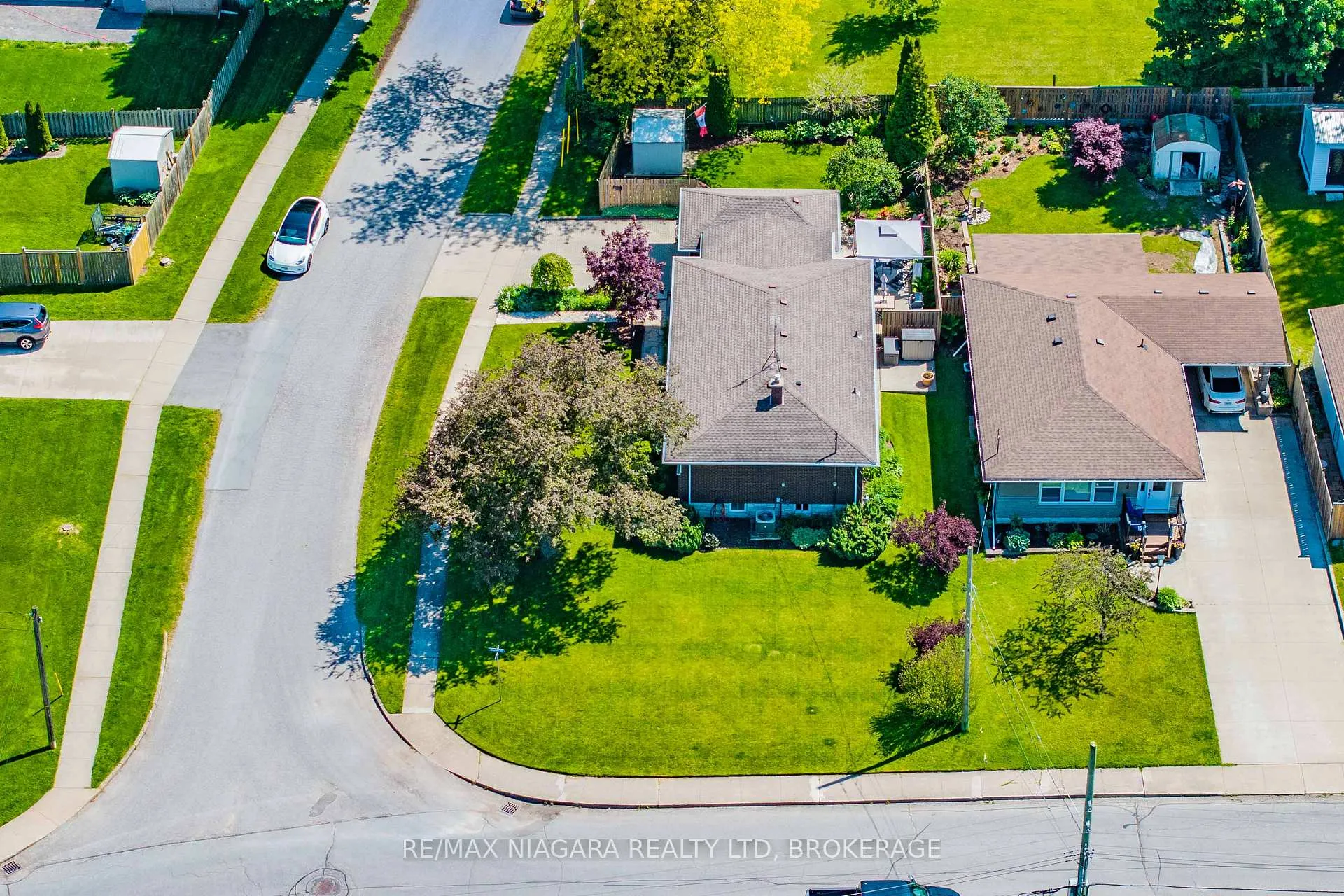 Photo 45 of 3169 Frances Avenue, Niagara Falls, Church's Lane — HOMEH