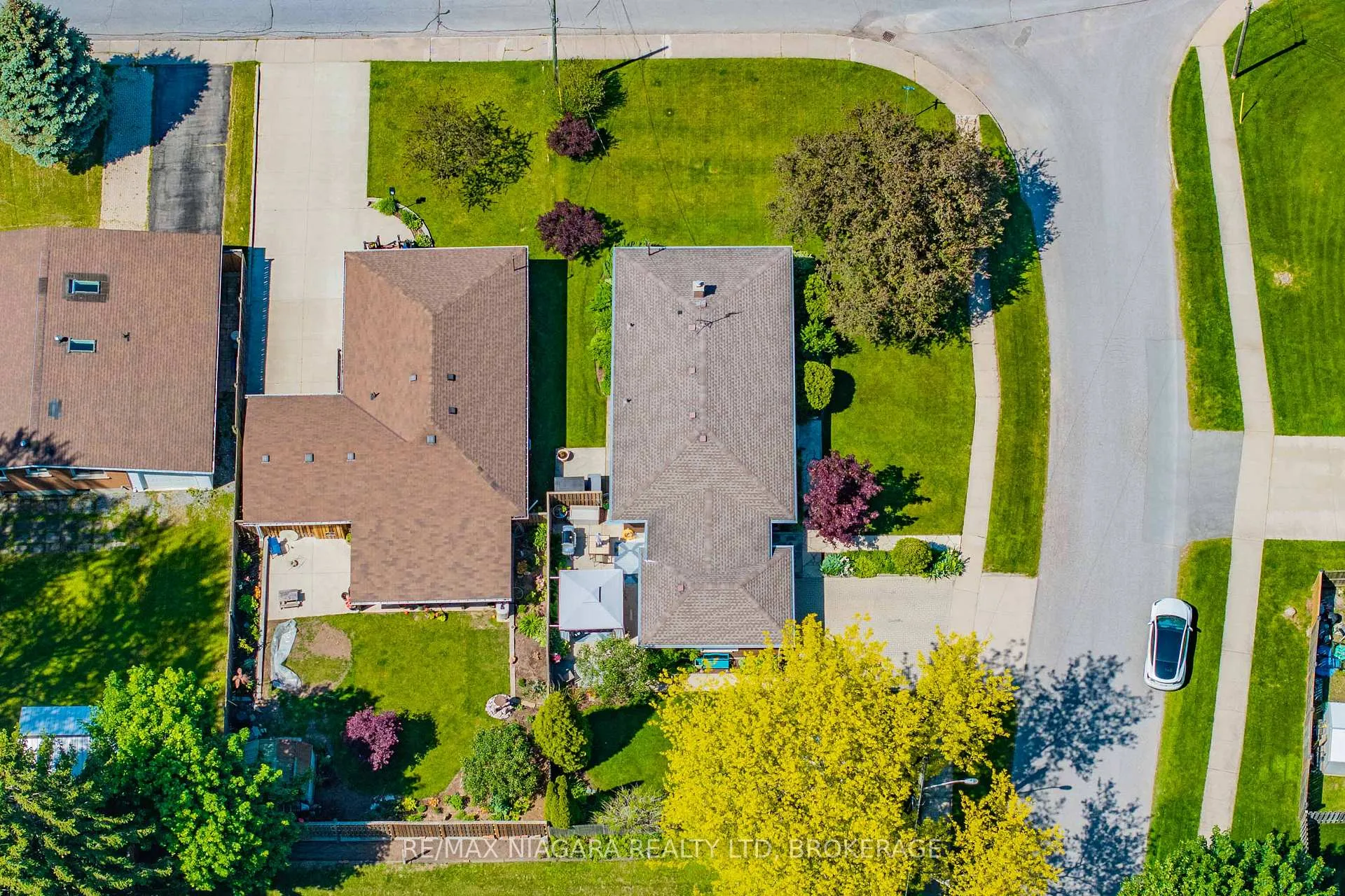 Photo 46 of 3169 Frances Avenue, Niagara Falls, Church's Lane — HOMEH