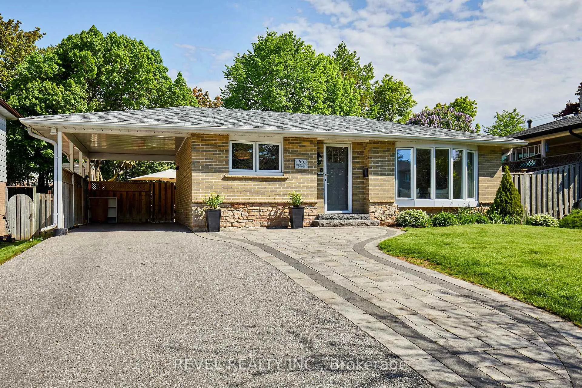 Photo 1 of 80 Clover Ridge Drive E, Ajax, South East — HOMEH