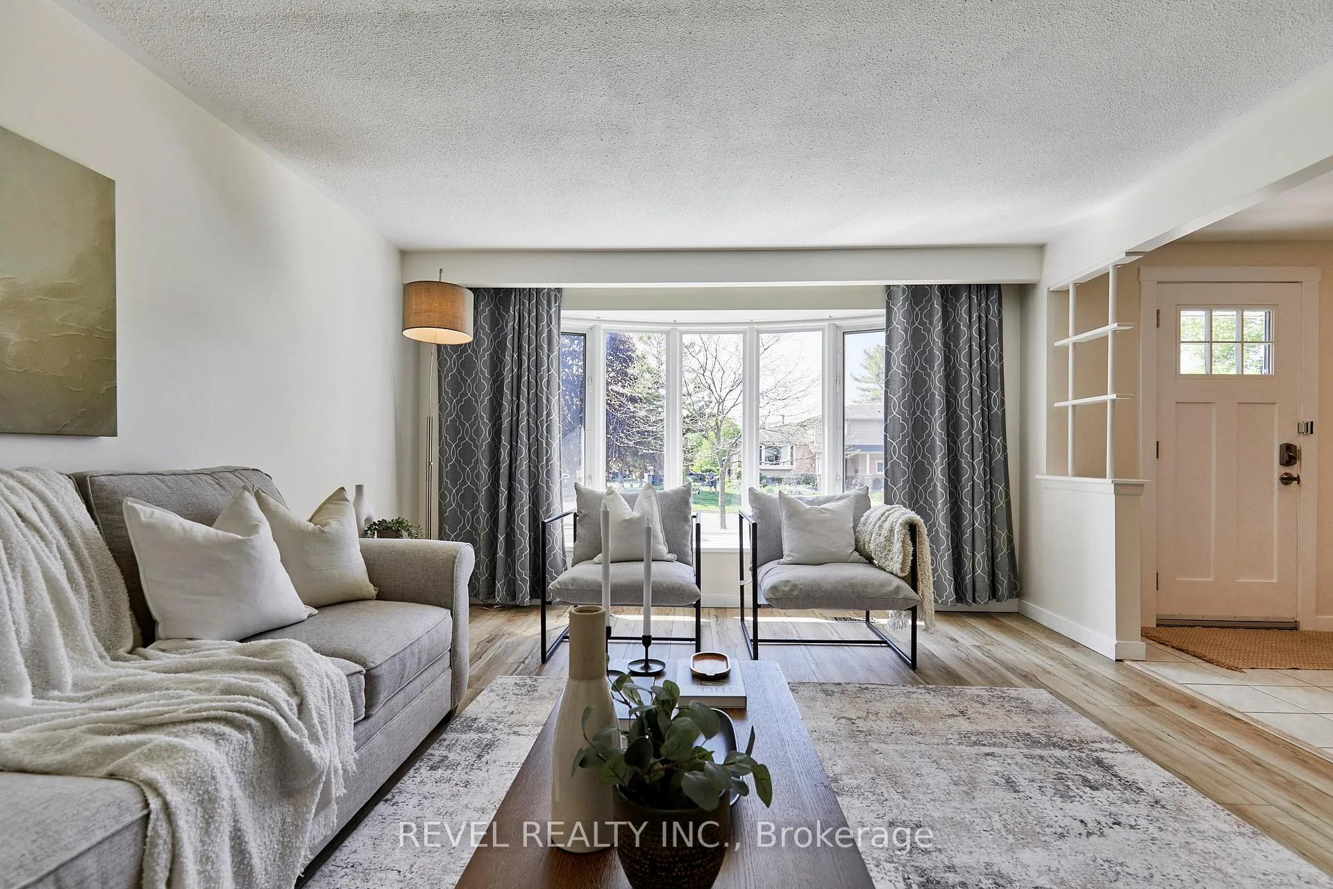 Photo 6 of 80 Clover Ridge Drive E, Ajax, South East — HOMEH