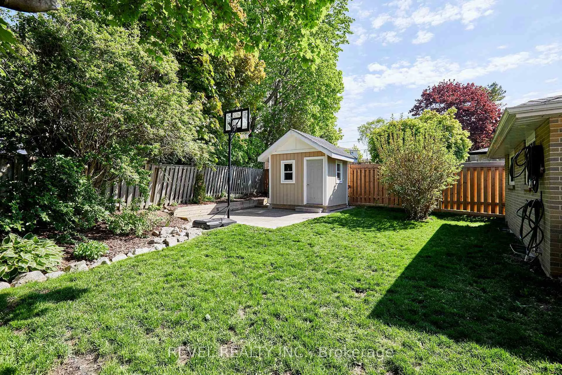Photo 28 of 80 Clover Ridge Drive E, Ajax, South East — HOMEH
