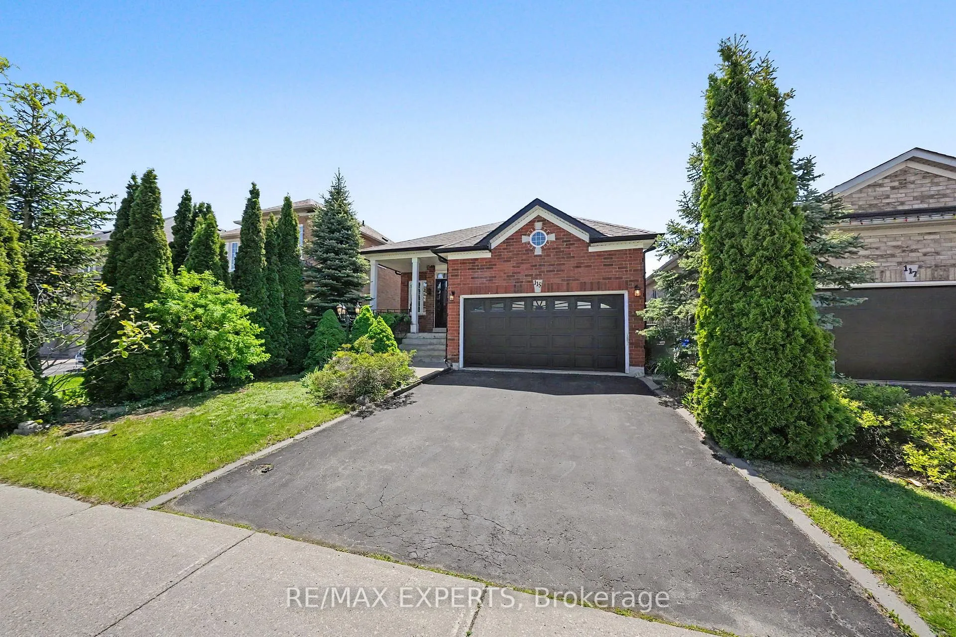 Photo 2 of 115 Harvest Moon Drive, Caledon, Bolton West — HOMEH