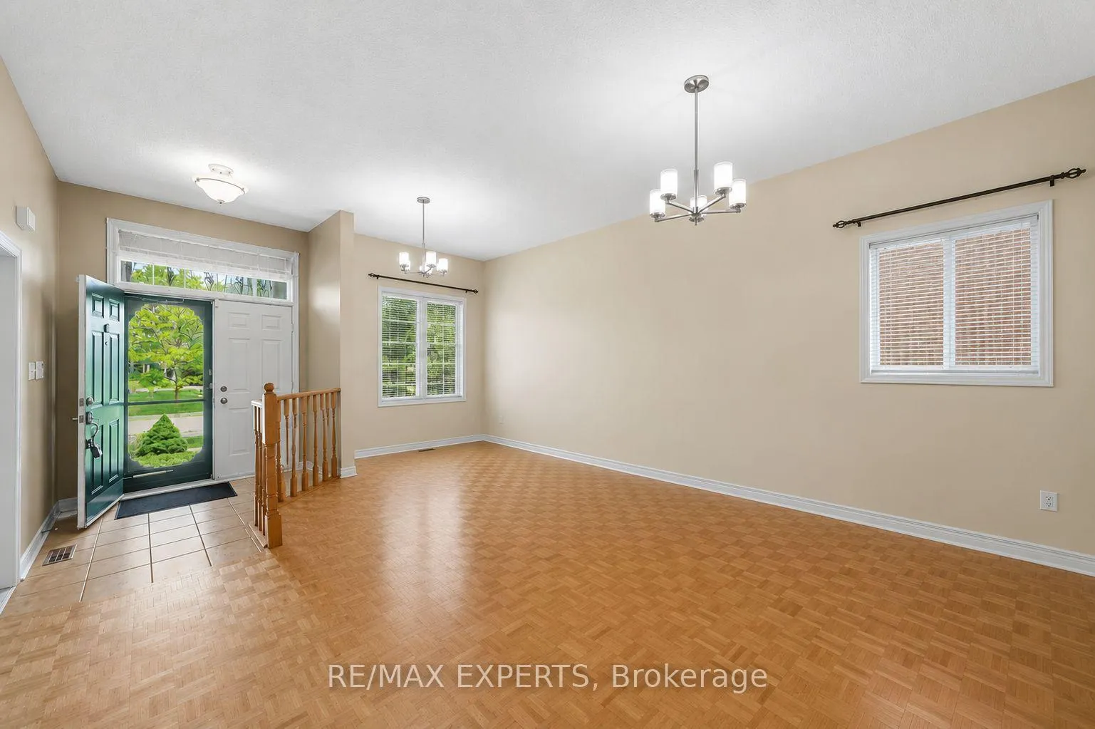 Photo 6 of 115 Harvest Moon Drive, Caledon, Bolton West — HOMEH