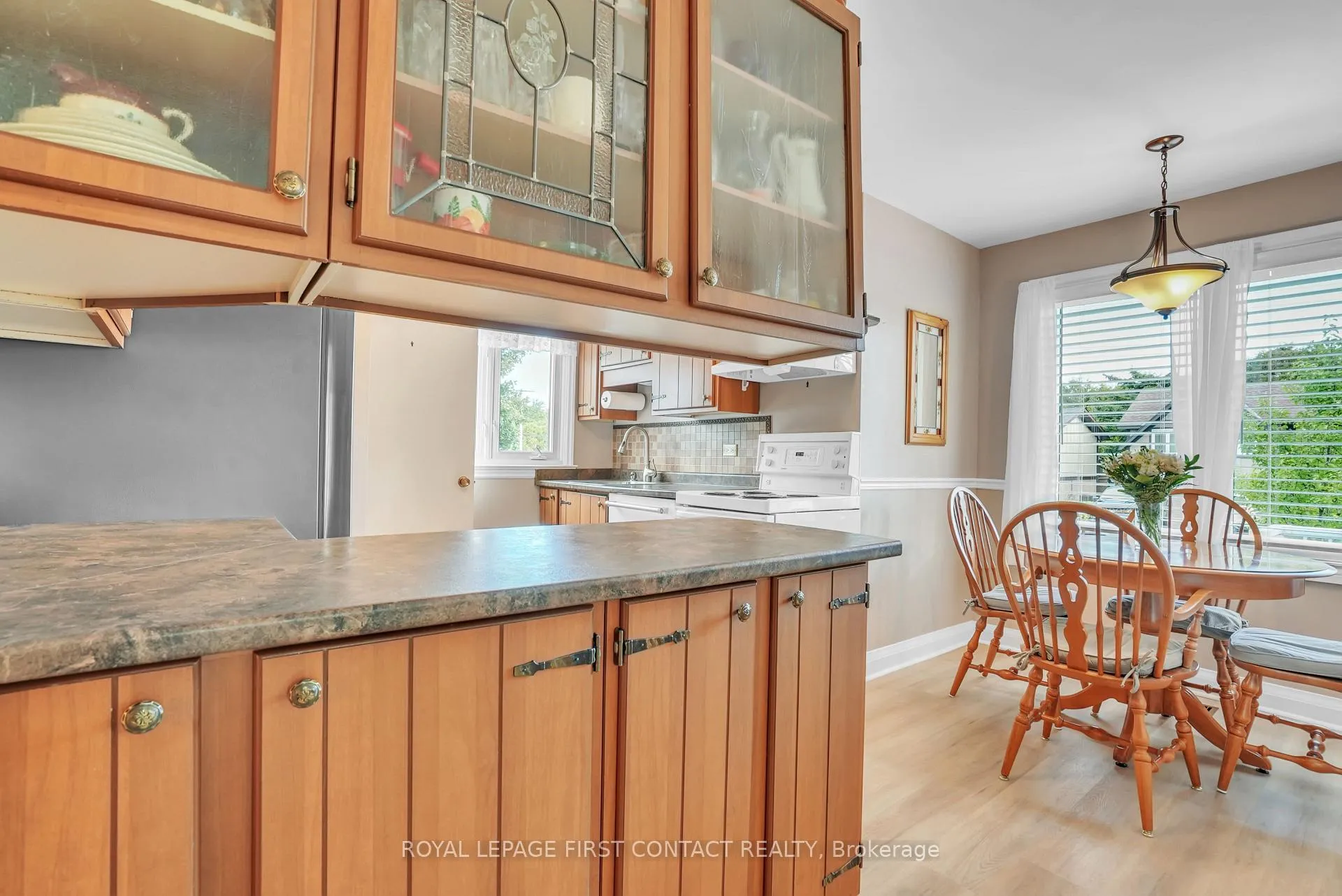 Photo 15 of 204 Dominion Drive, Clearview, Stayner — HOMEH