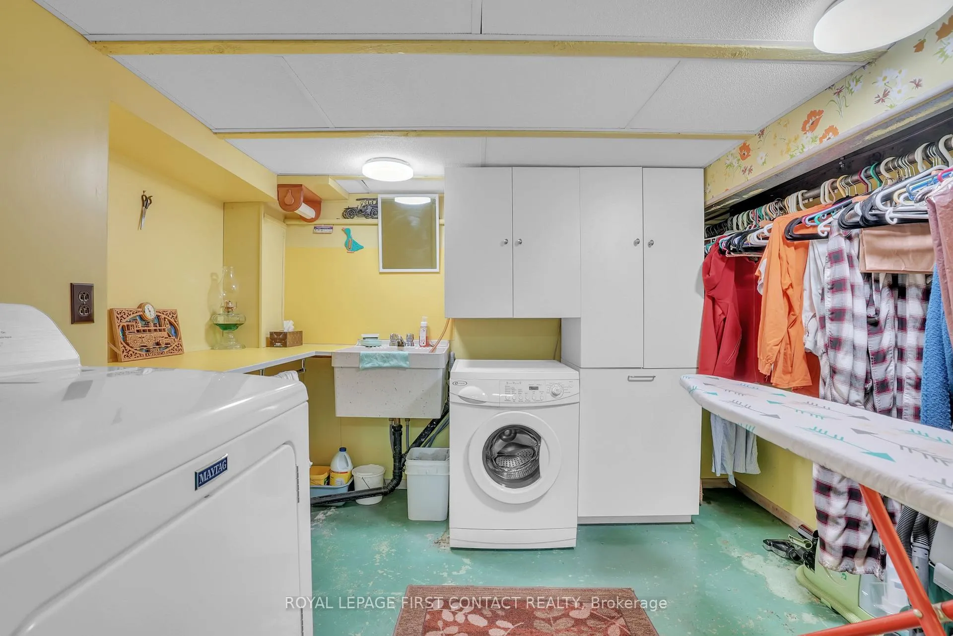 Photo 38 of 204 Dominion Drive, Clearview, Stayner — HOMEH