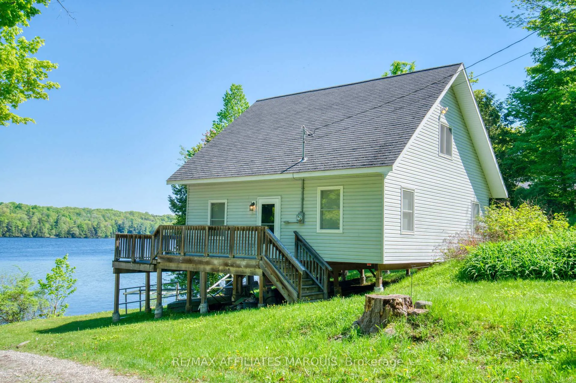 Photo 2 of 4 Warner Lane, Rideau Lakes, Rideau Lakes (North Crosby) Twp — HOMEH