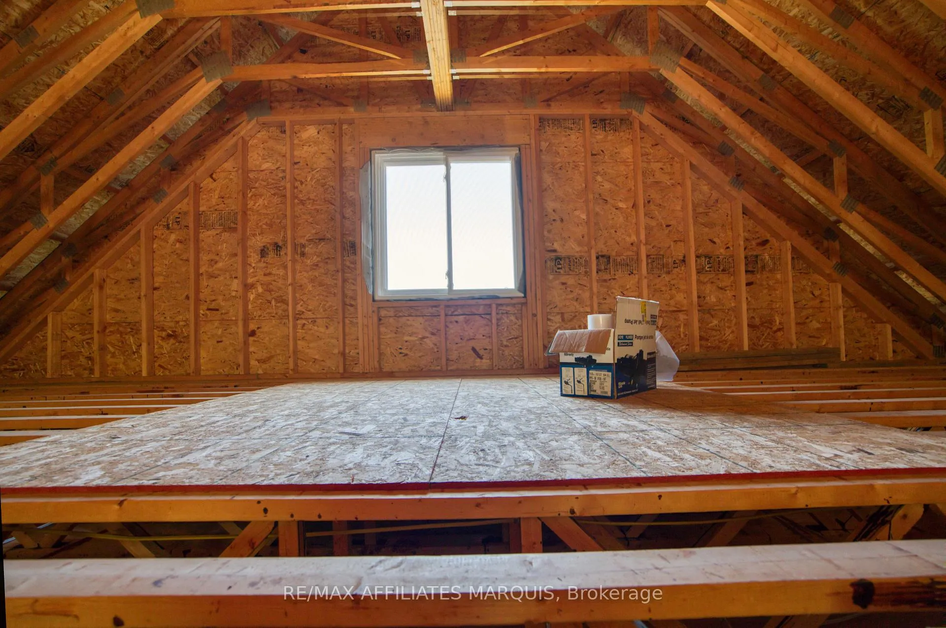 Photo 21 of 4 Warner Lane, Rideau Lakes, Rideau Lakes (North Crosby) Twp — HOMEH