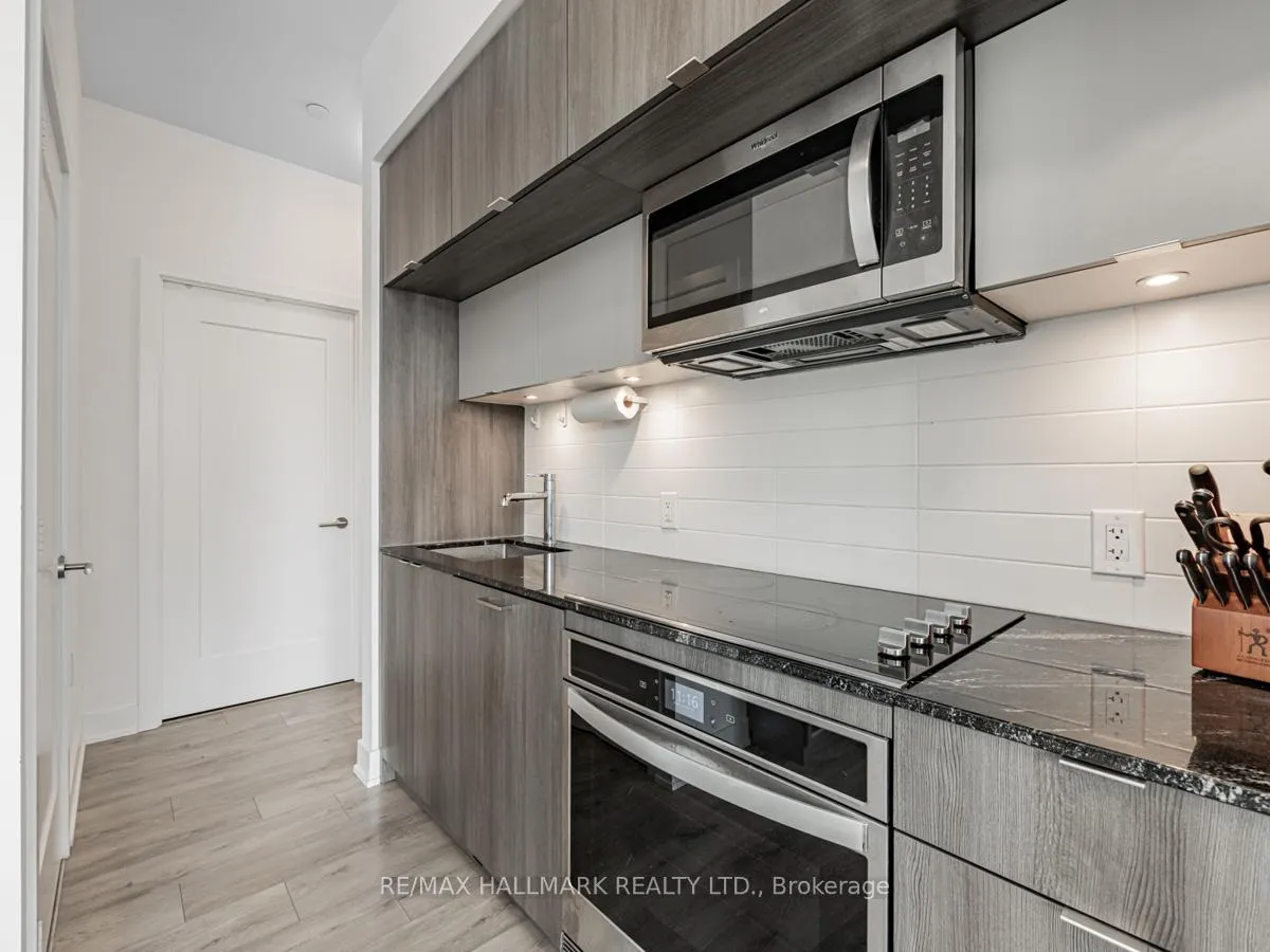 Photo 4 of Unit 318, 585 Bloor Street E, Toronto, North St. James Town — HOMEH