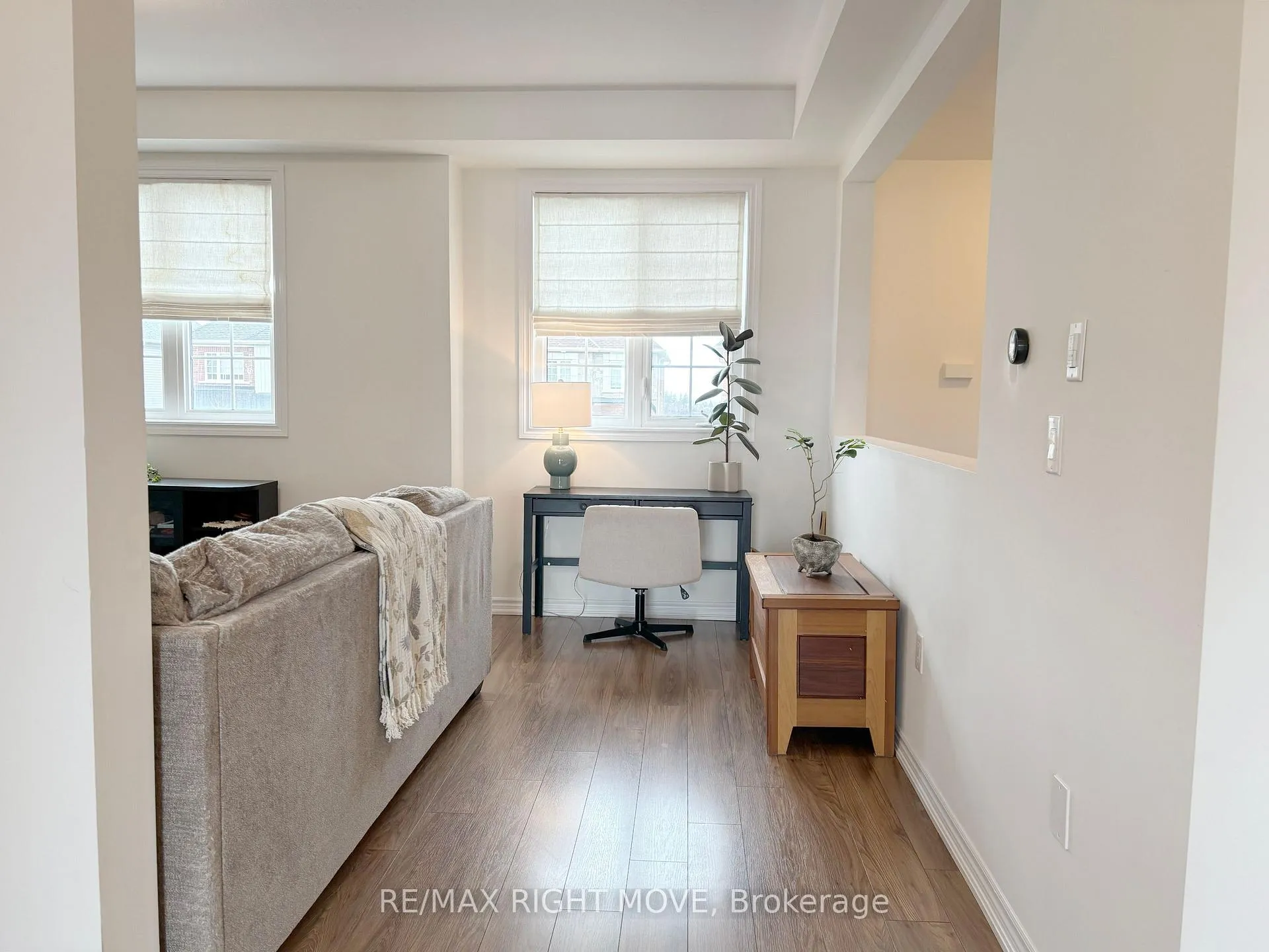 Photo 6 of 46 Atlantis Drive, Orillia — HOMEH