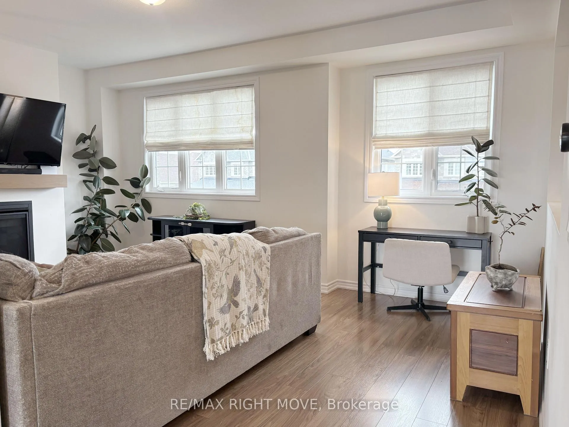 Photo 7 of 46 Atlantis Drive, Orillia — HOMEH