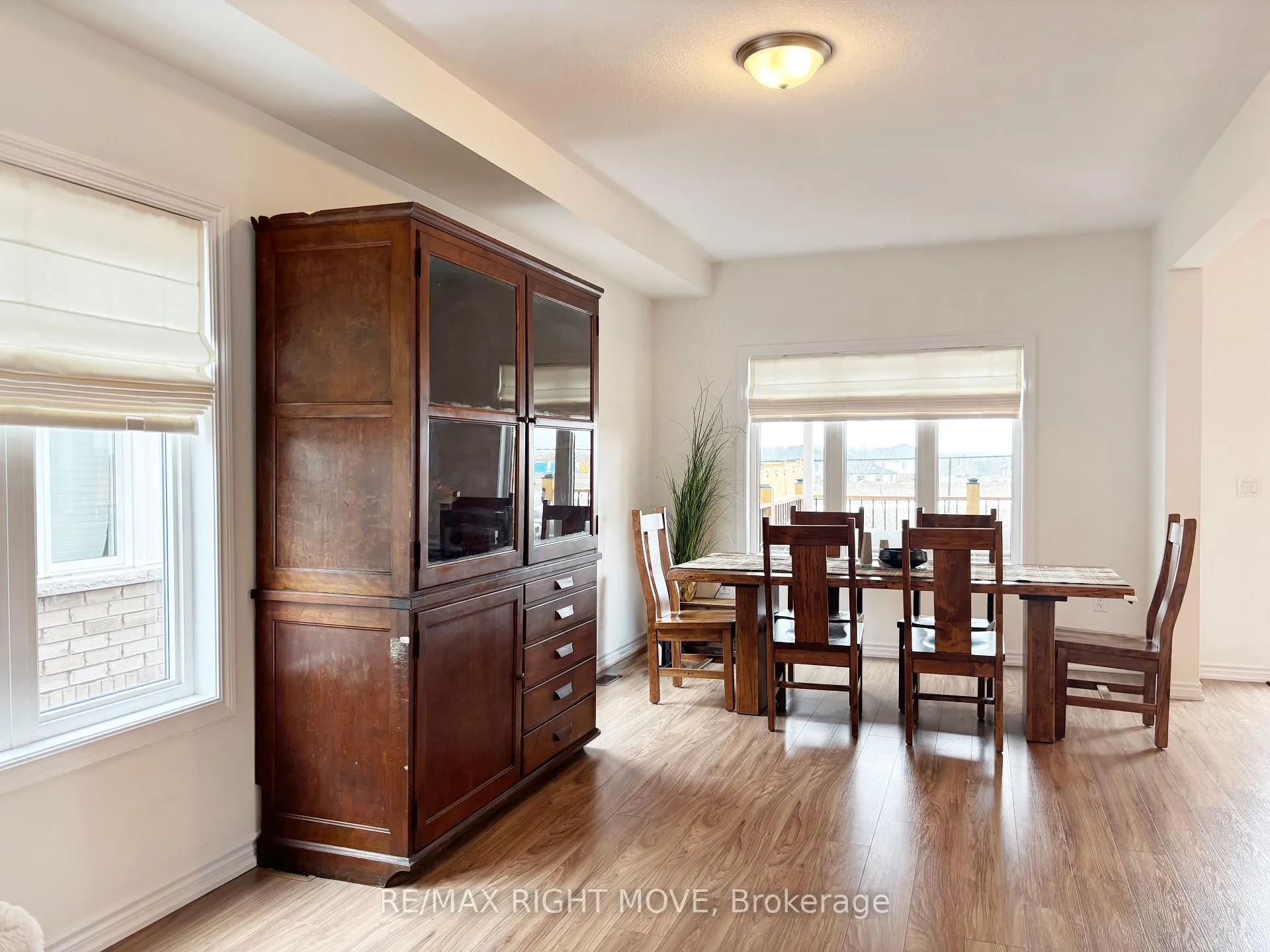 Photo 8 of 46 Atlantis Drive, Orillia — HOMEH