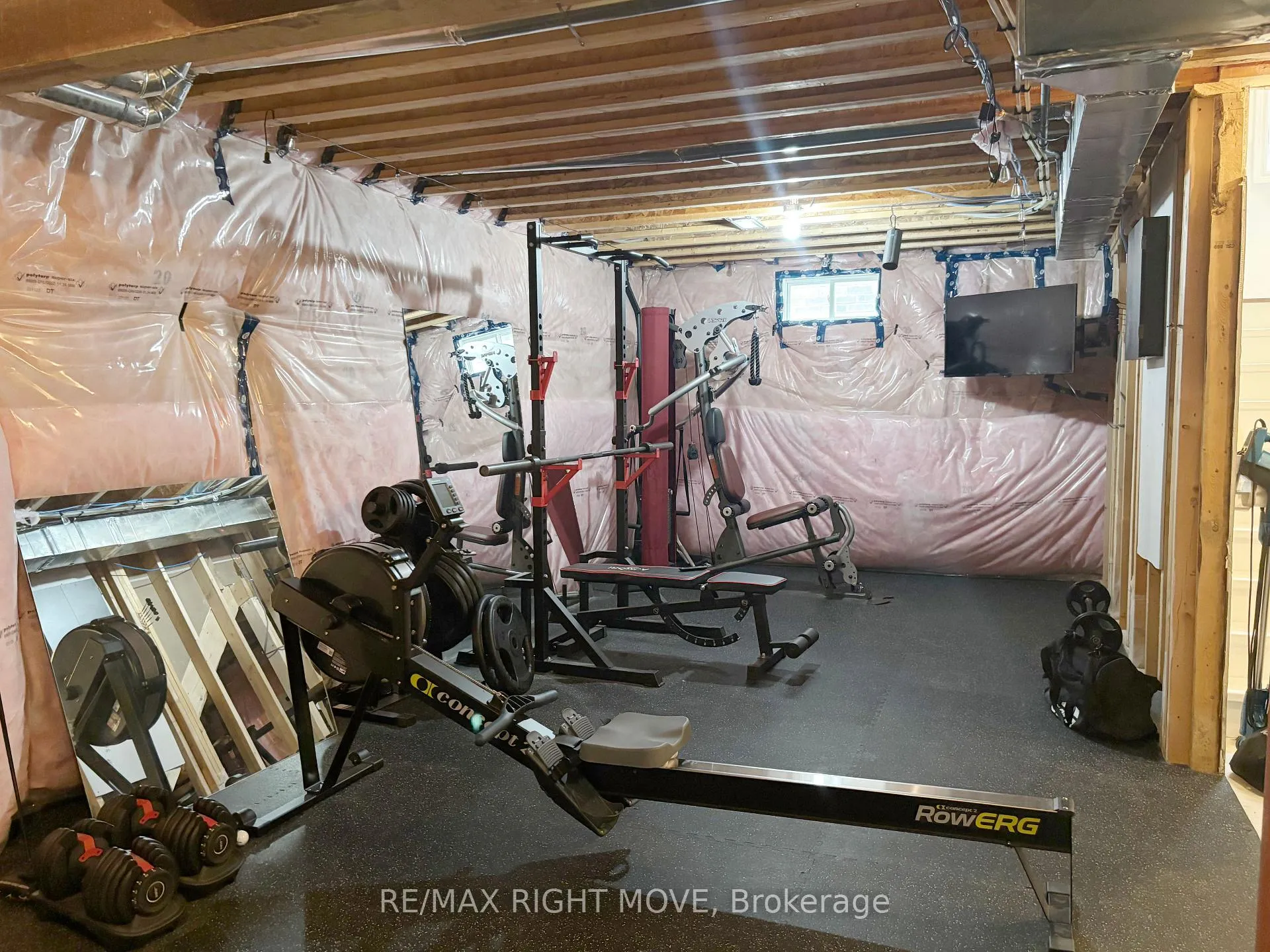 Photo 24 of 46 Atlantis Drive, Orillia — HOMEH