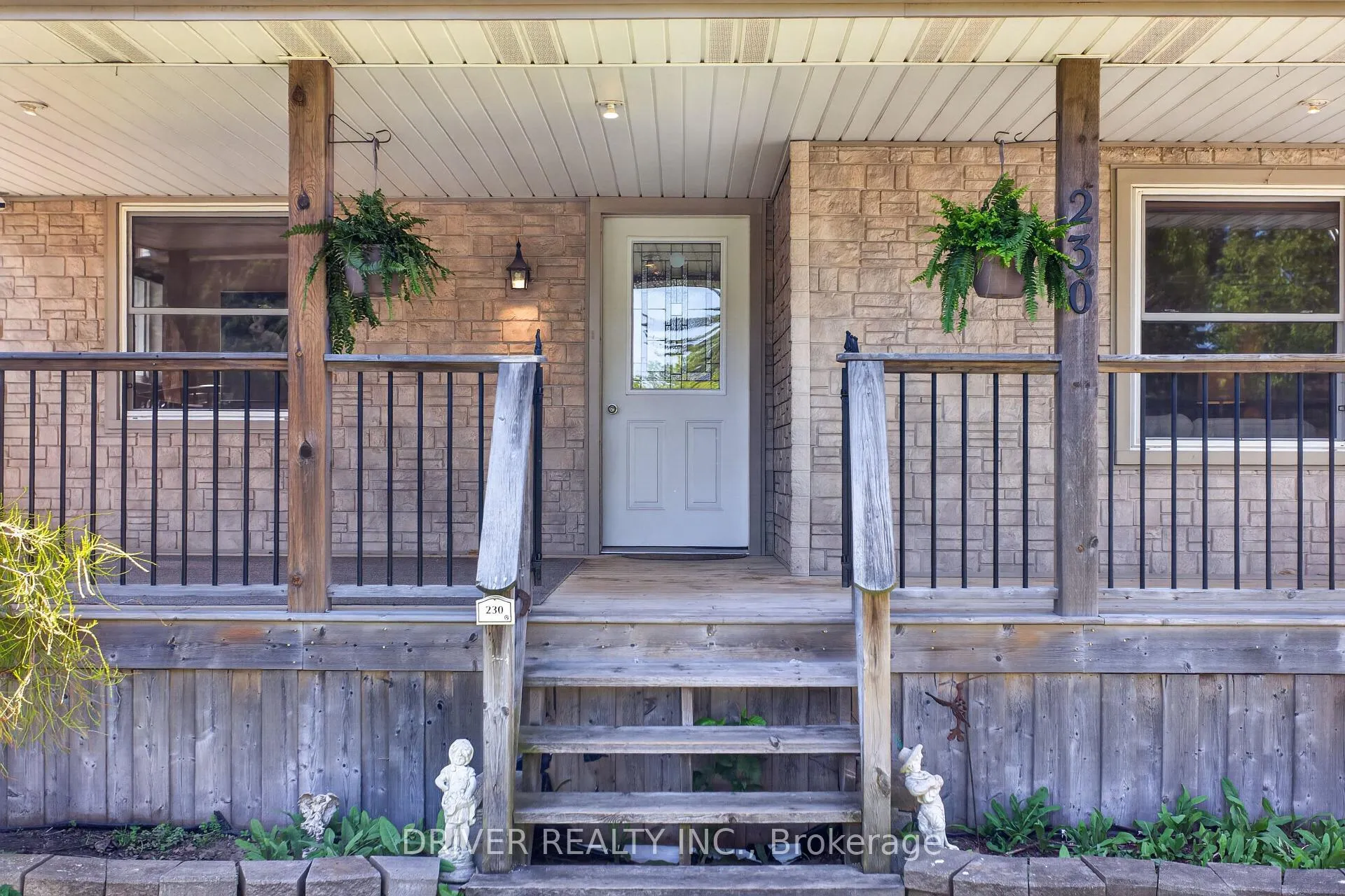 Photo 3 of 230 Alma Street, St. Thomas — HOMEH