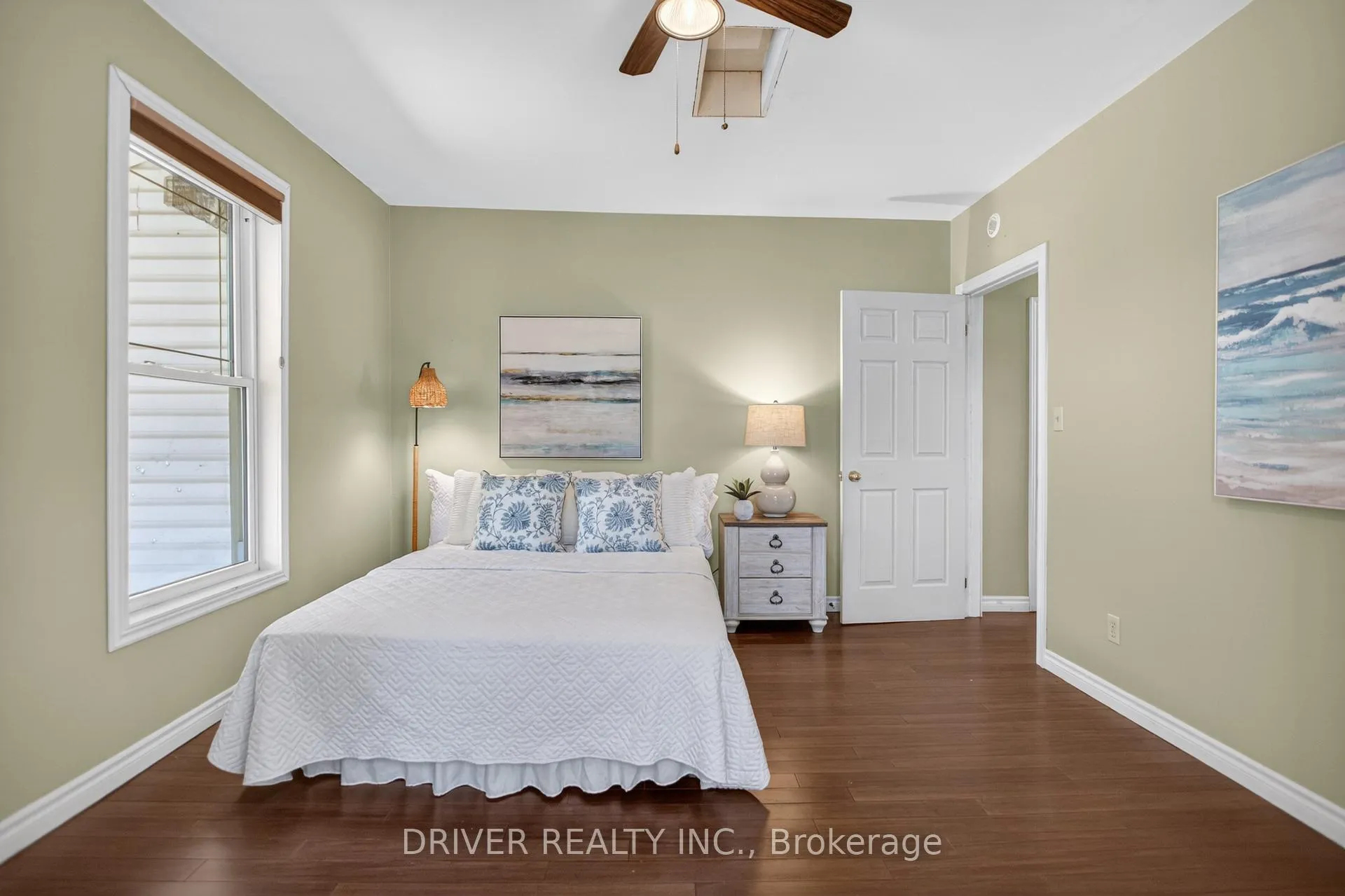 Photo 10 of 230 Alma Street, St. Thomas — HOMEH