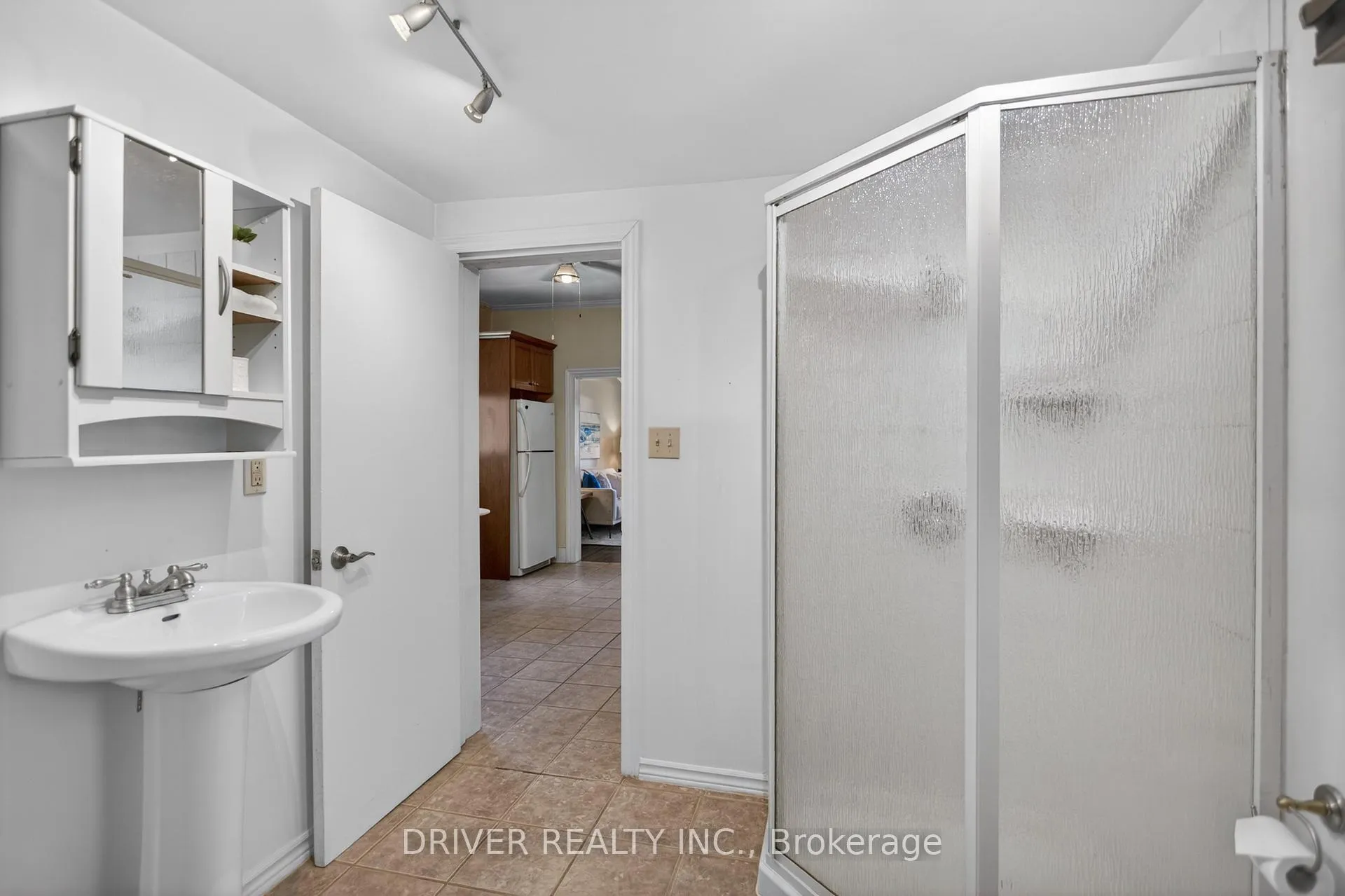 Photo 15 of 230 Alma Street, St. Thomas — HOMEH