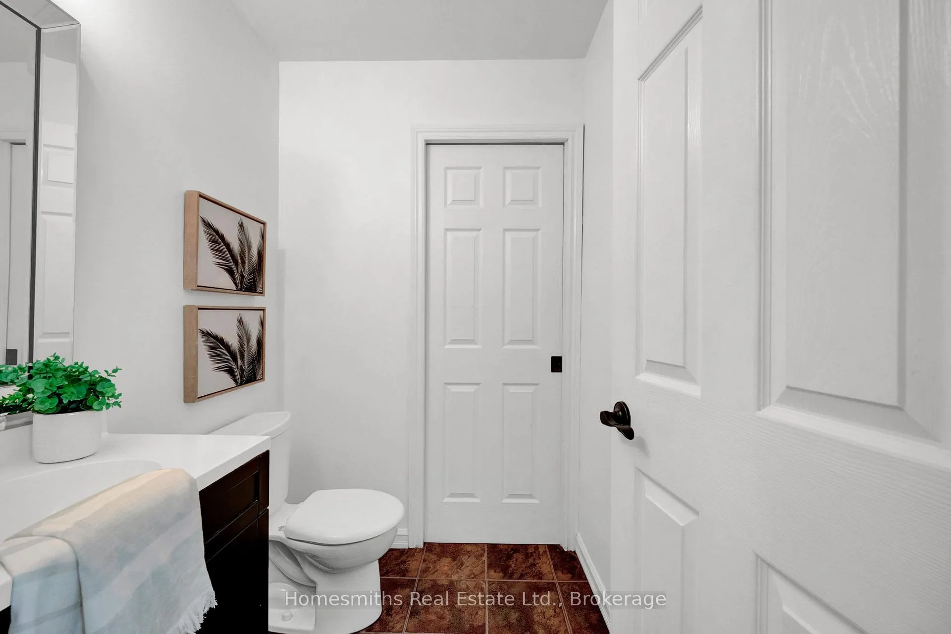 Photo 5 of 15779 Simcoe Street, Scugog, Port Perry — HOMEH