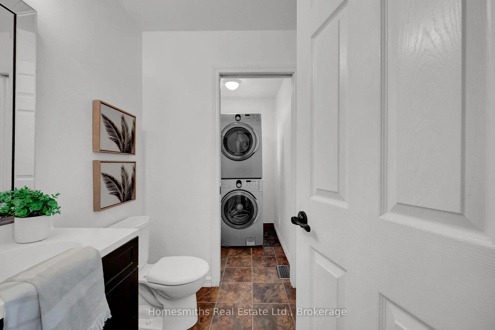Photo 6 of 15779 Simcoe Street, Scugog, Port Perry — HOMEH