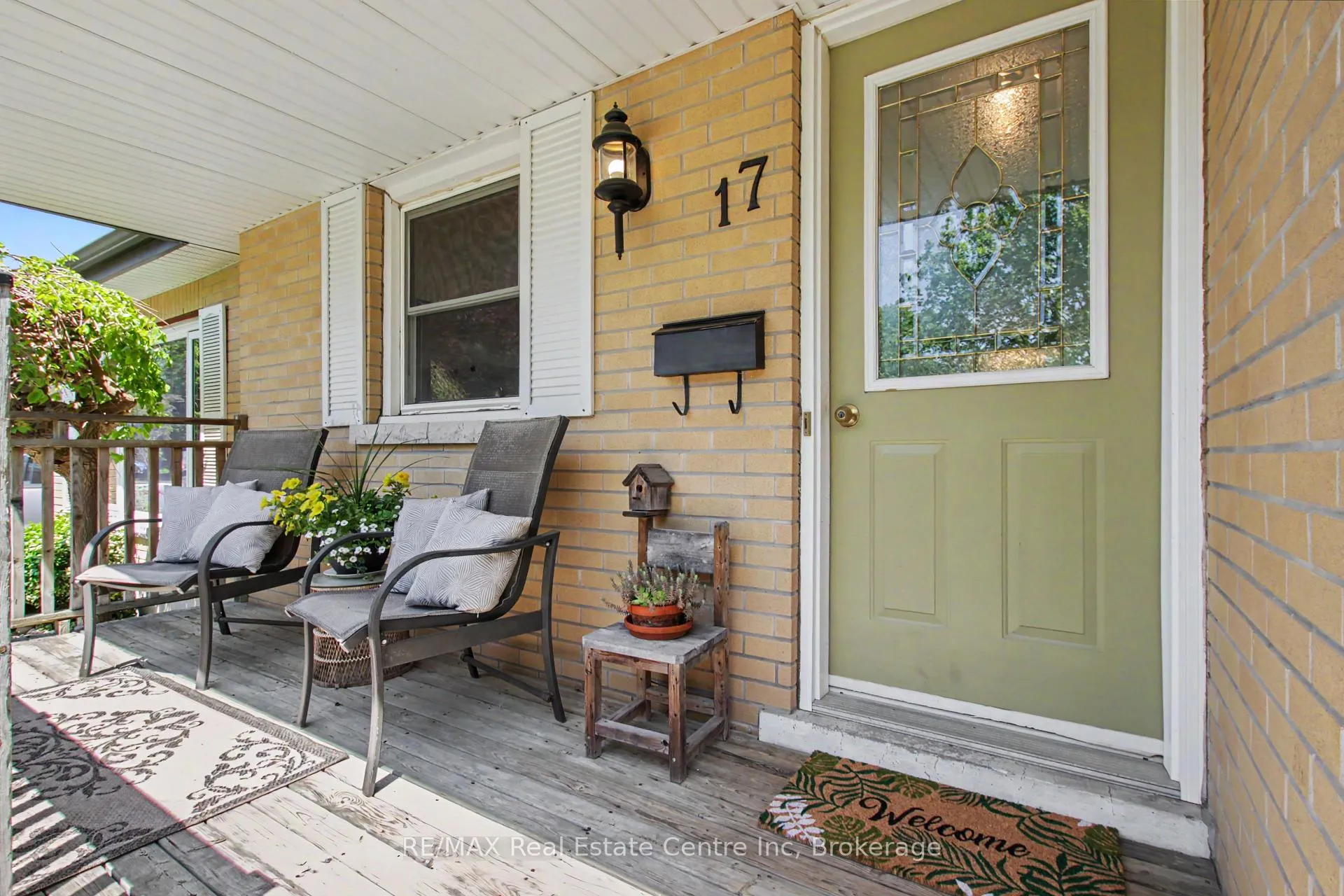Photo 3 of 17 Campion Avenue, Guelph, Exhibition Park — HOMEH