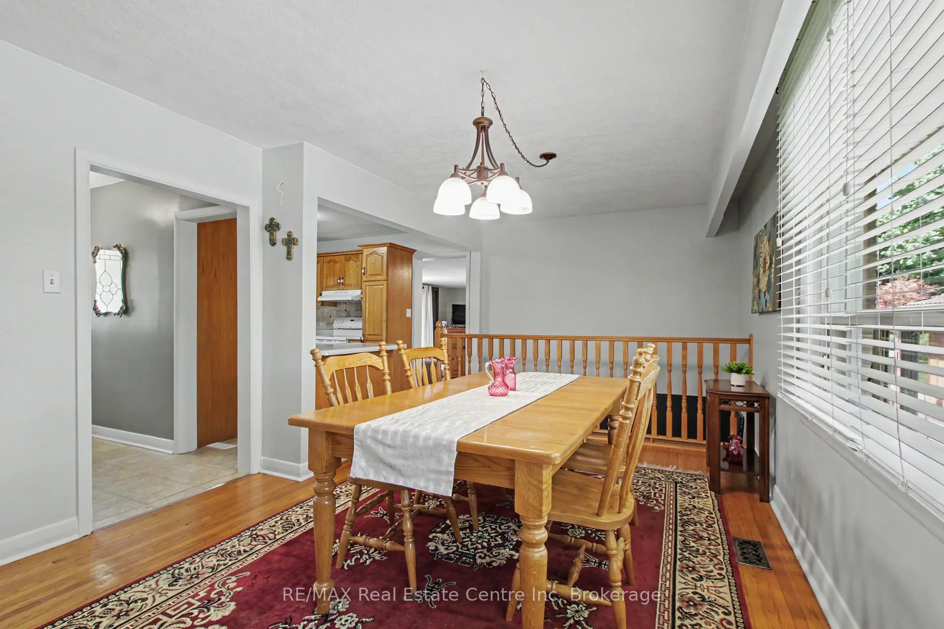 Photo 9 of 17 Campion Avenue, Guelph, Exhibition Park — HOMEH