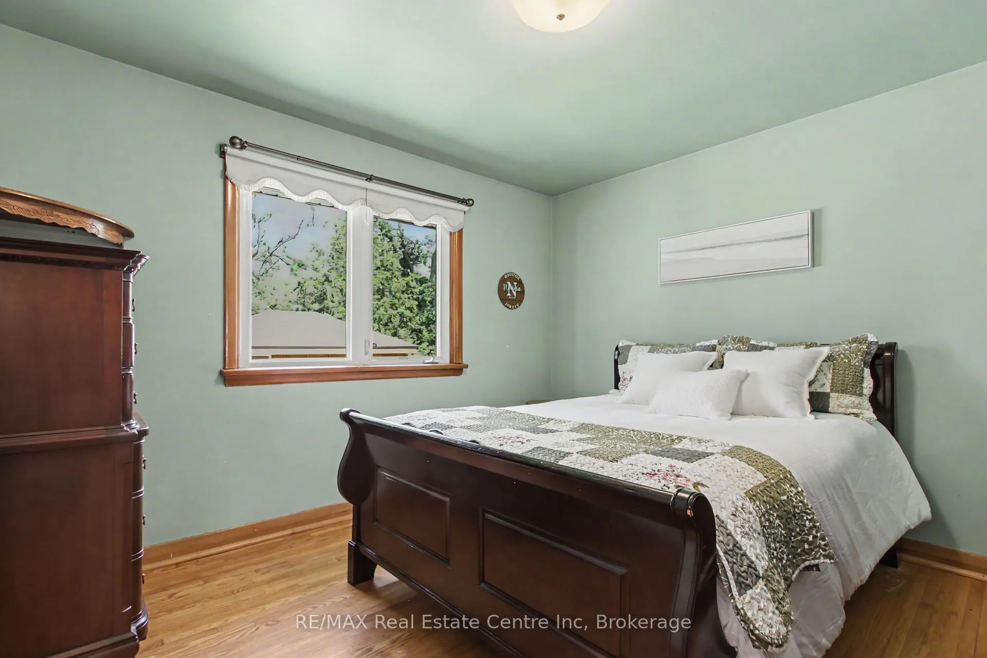 Photo 15 of 17 Campion Avenue, Guelph, Exhibition Park — HOMEH