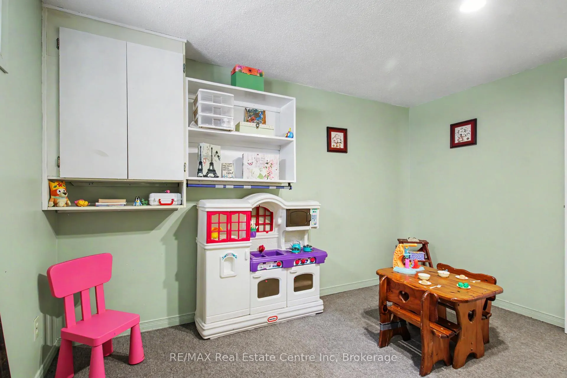 Photo 21 of 17 Campion Avenue, Guelph, Exhibition Park — HOMEH
