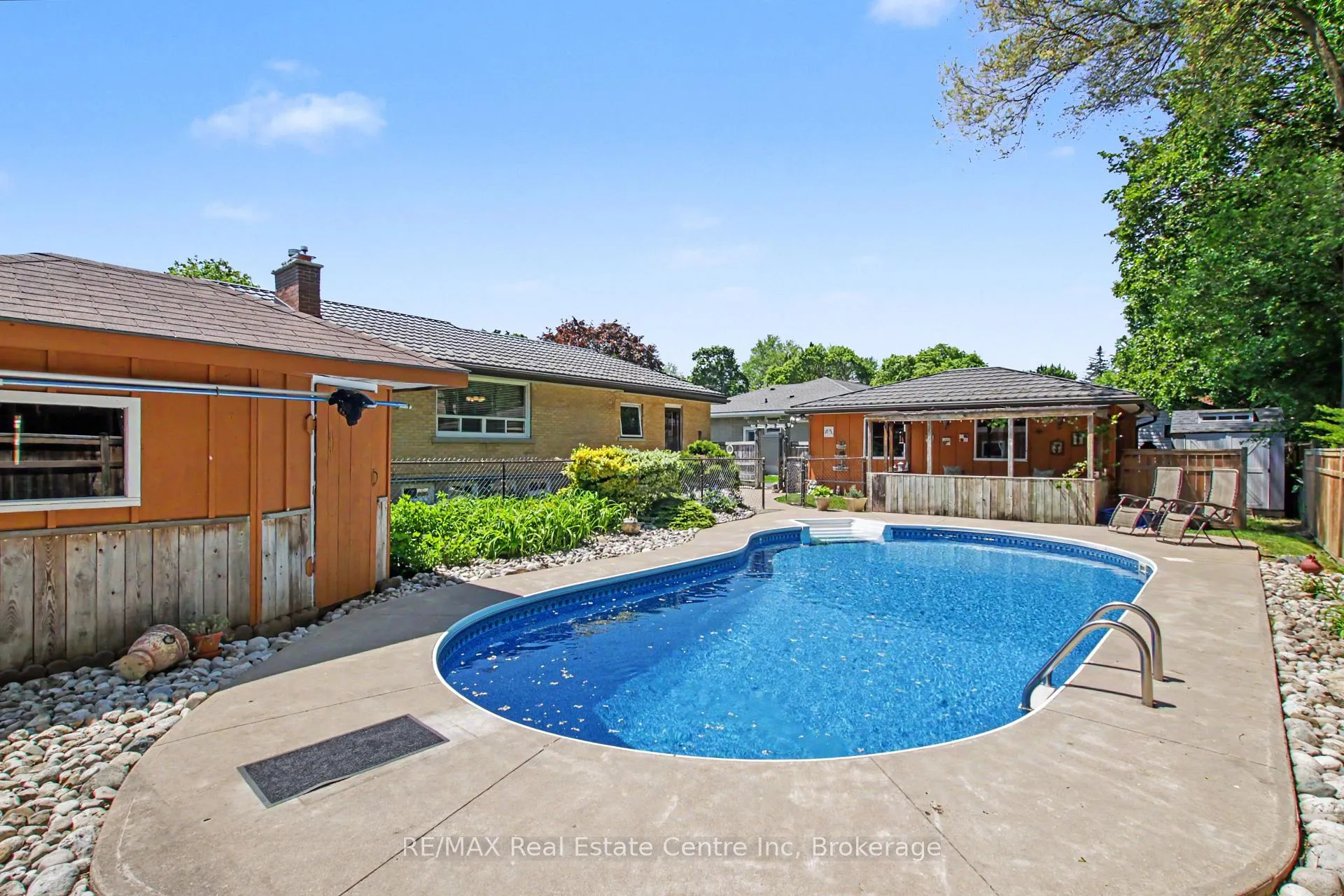 Photo 26 of 17 Campion Avenue, Guelph, Exhibition Park — HOMEH