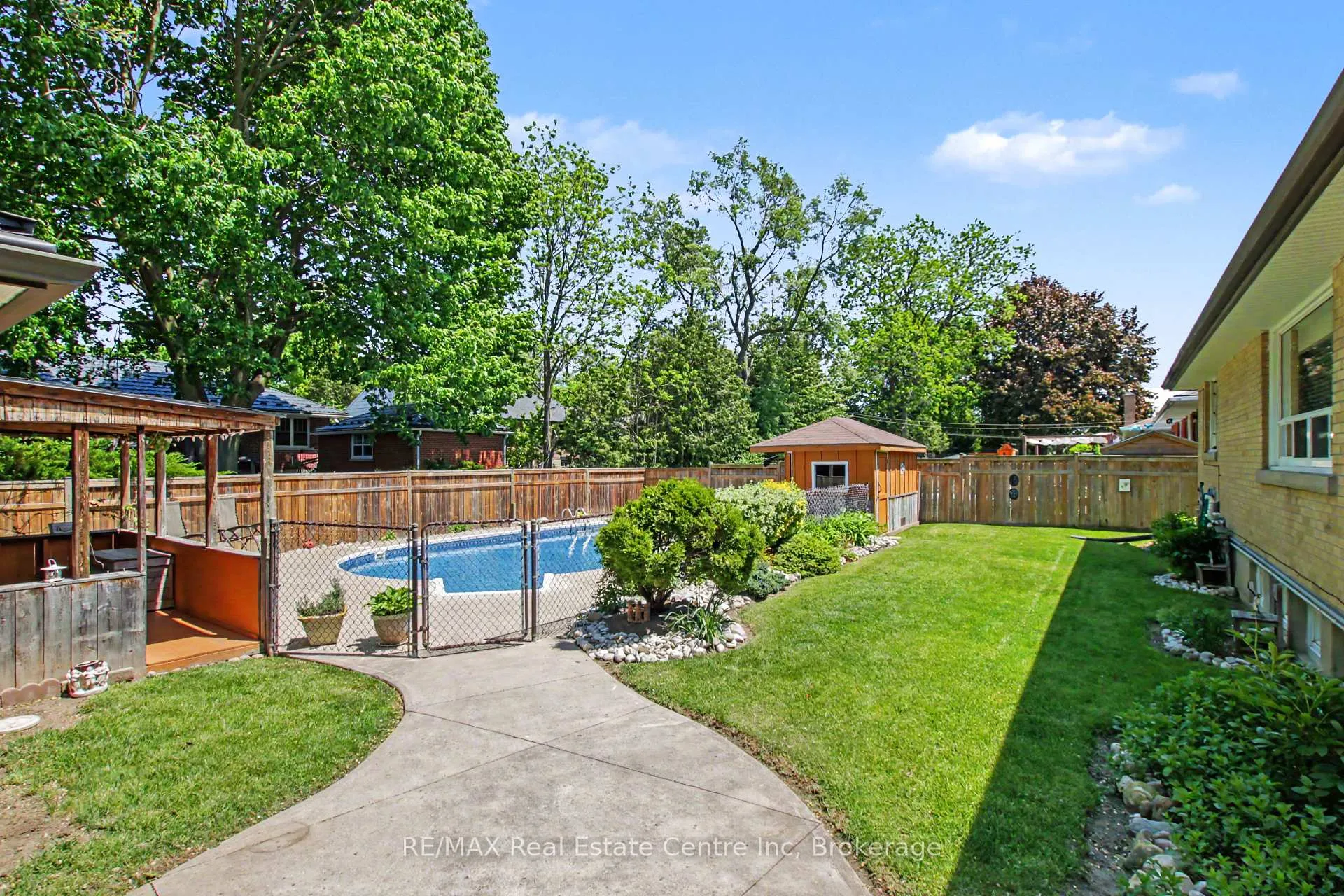 Photo 31 of 17 Campion Avenue, Guelph, Exhibition Park — HOMEH