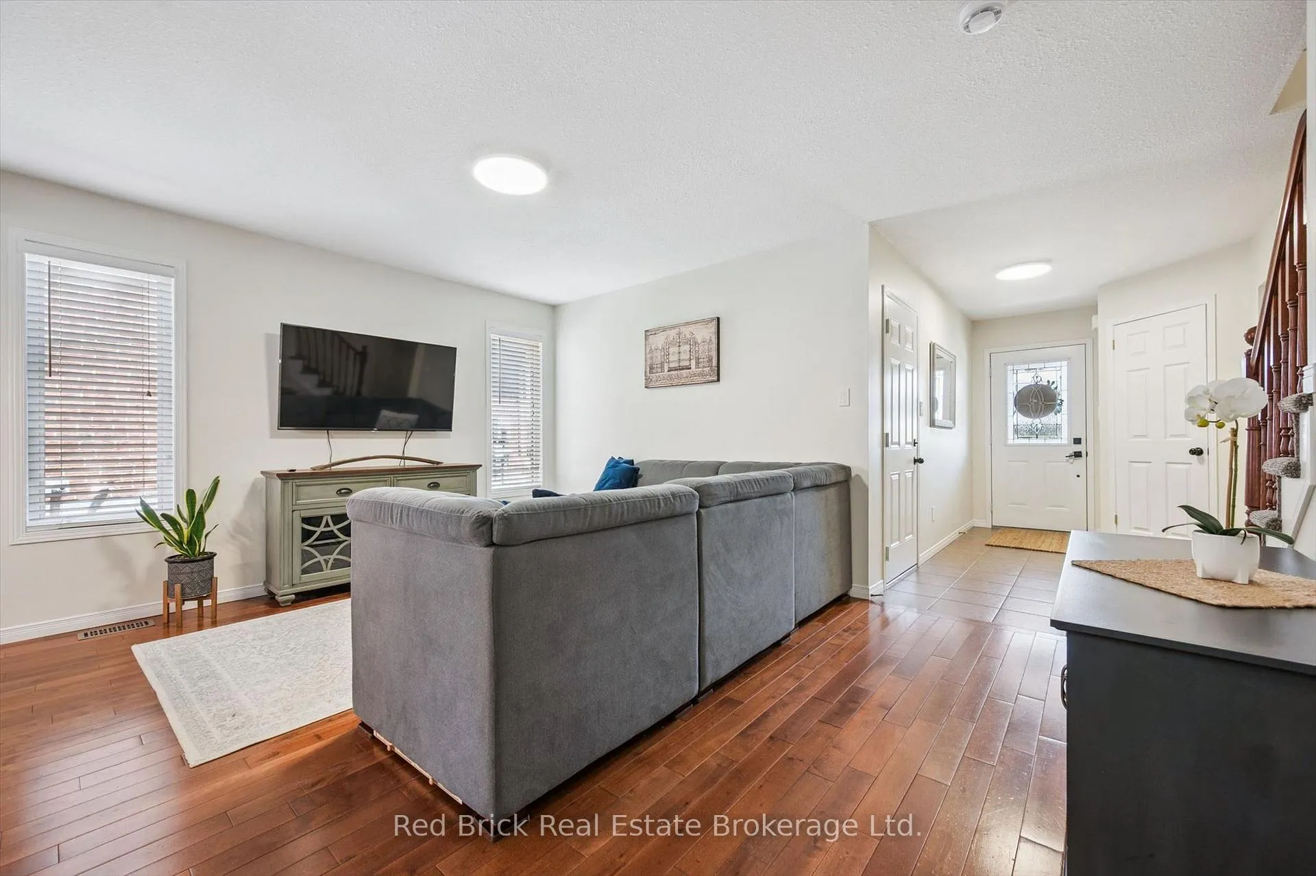 Photo 6 of 28 Davison Drive, Guelph, Grange Road — HOMEH
