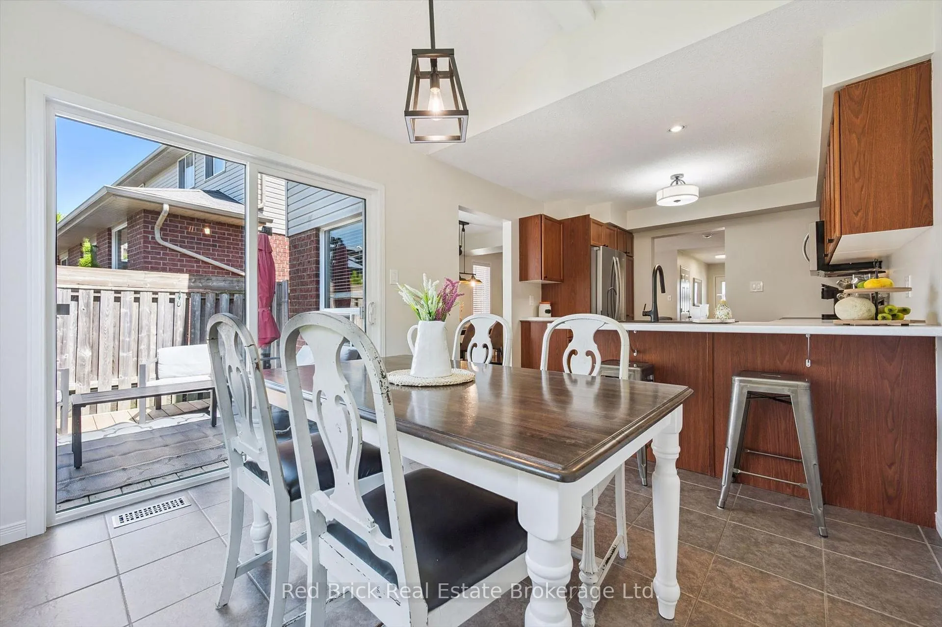 Photo 12 of 28 Davison Drive, Guelph, Grange Road — HOMEH