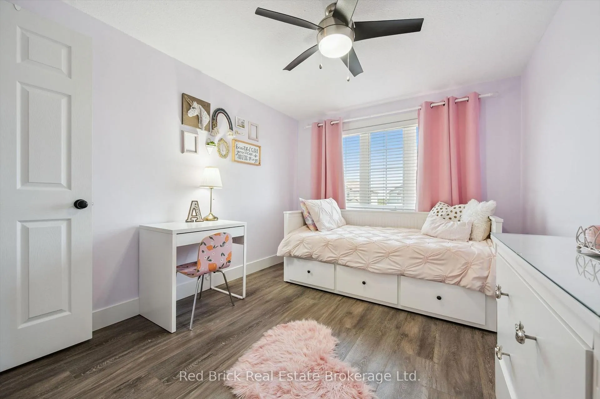 Photo 23 of 28 Davison Drive, Guelph, Grange Road — HOMEH