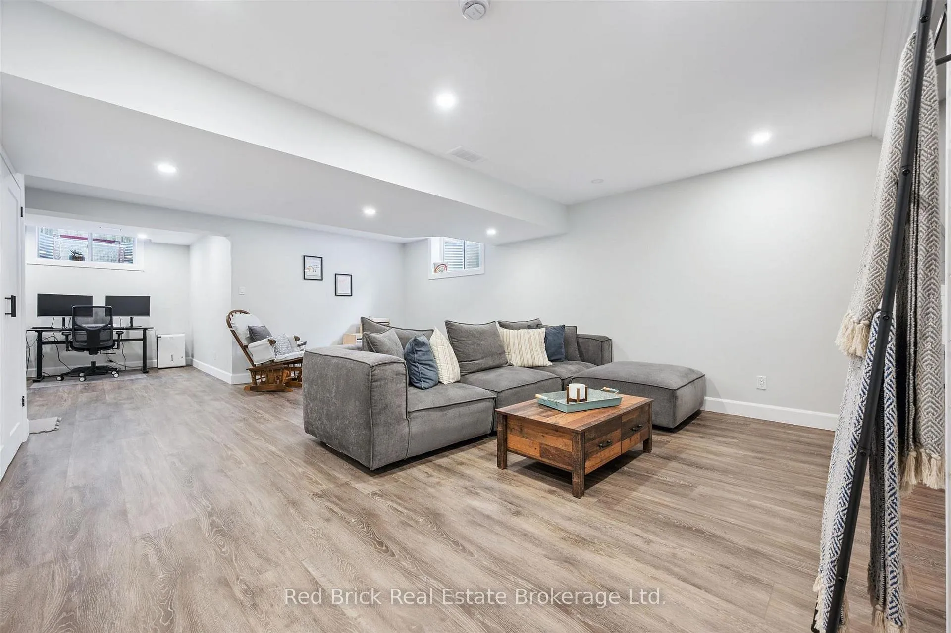 Photo 26 of 28 Davison Drive, Guelph, Grange Road — HOMEH