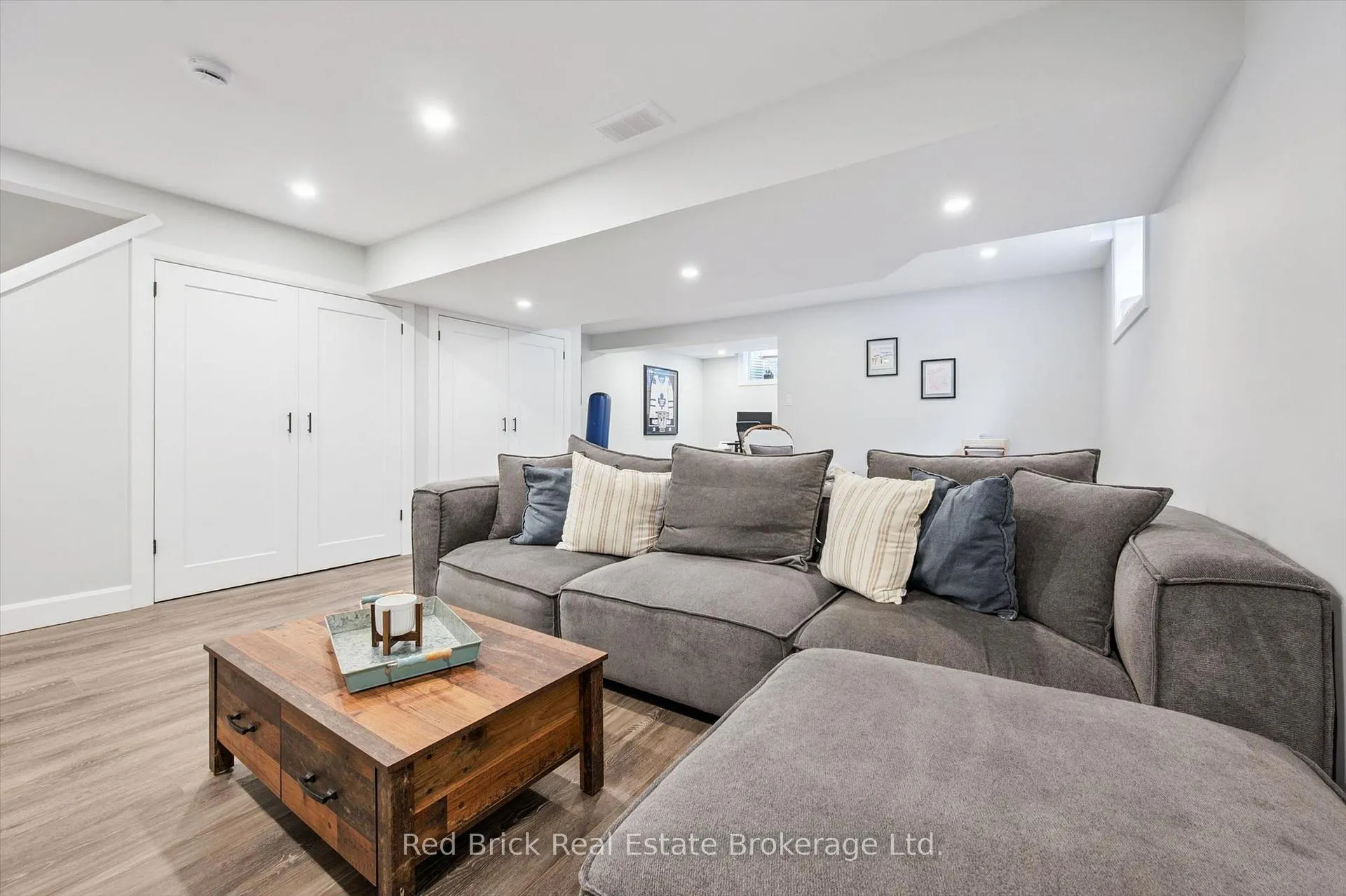 Photo 28 of 28 Davison Drive, Guelph, Grange Road — HOMEH